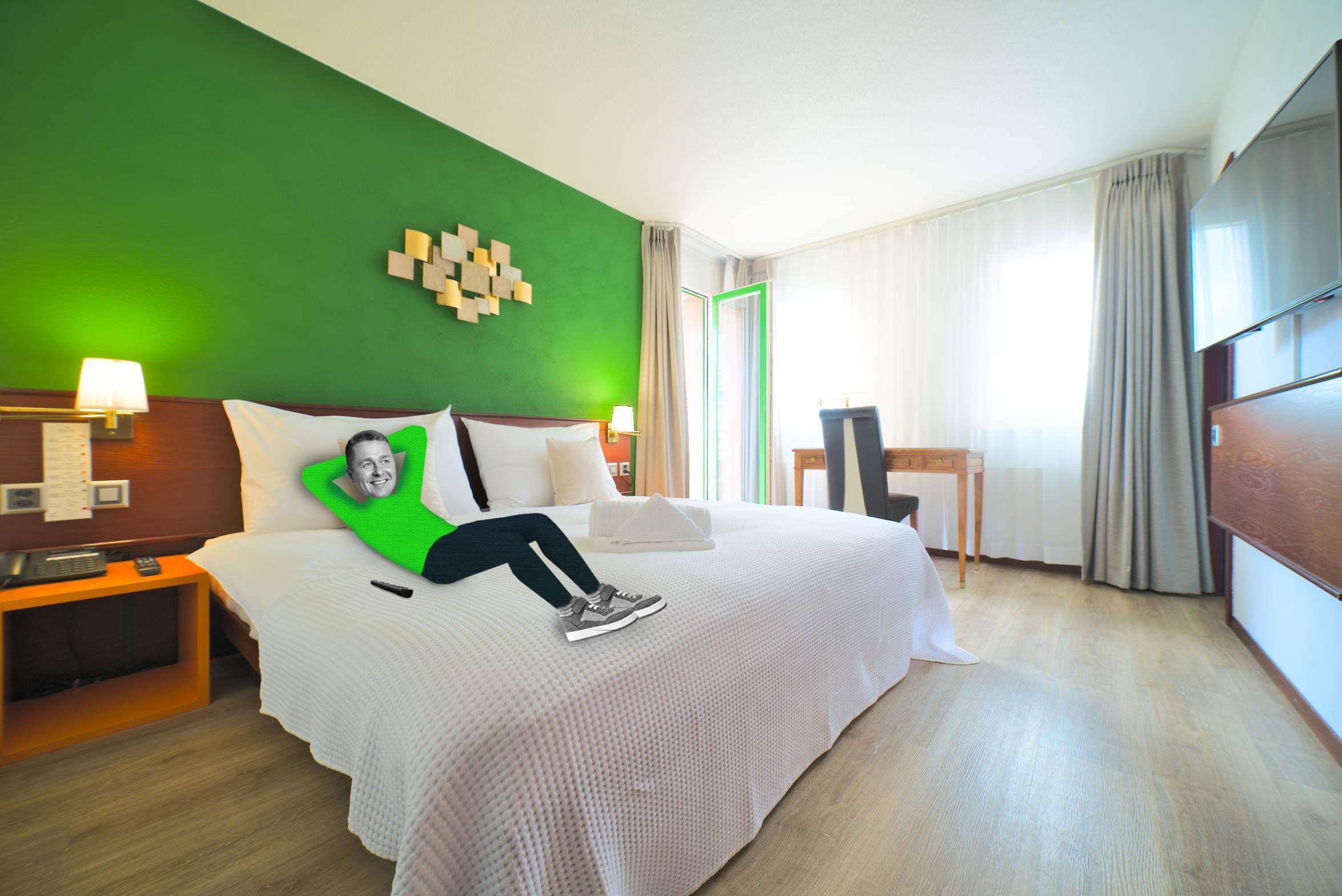 Double King Size Bed