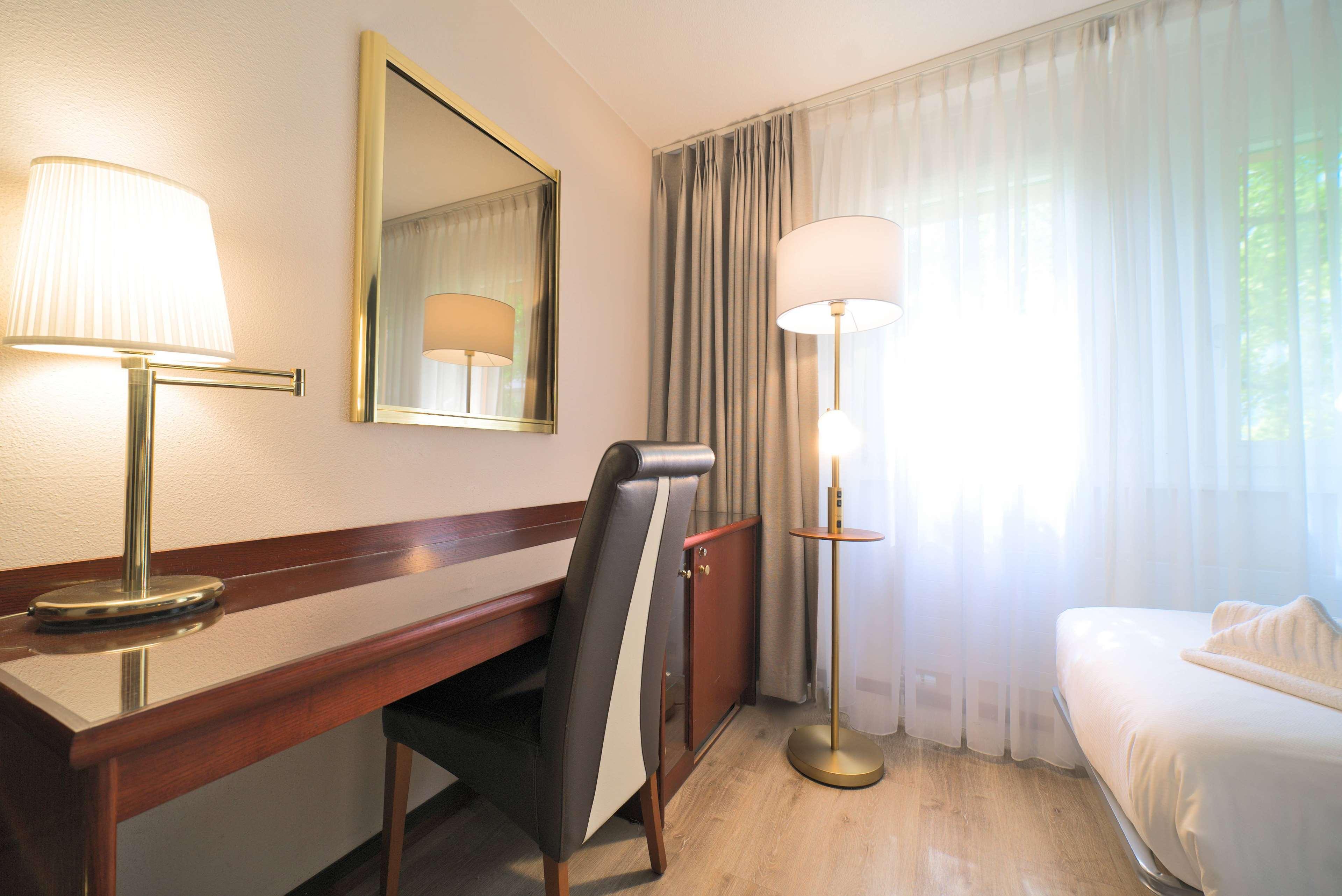 Double Superior King Bed