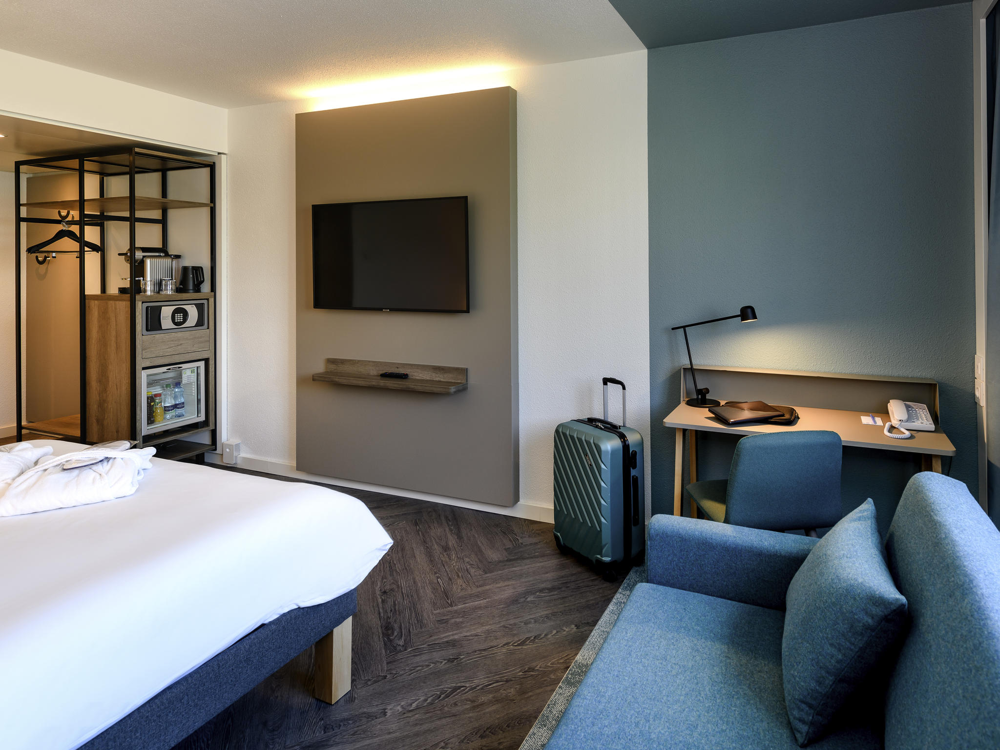 Double Superior with Double Bed