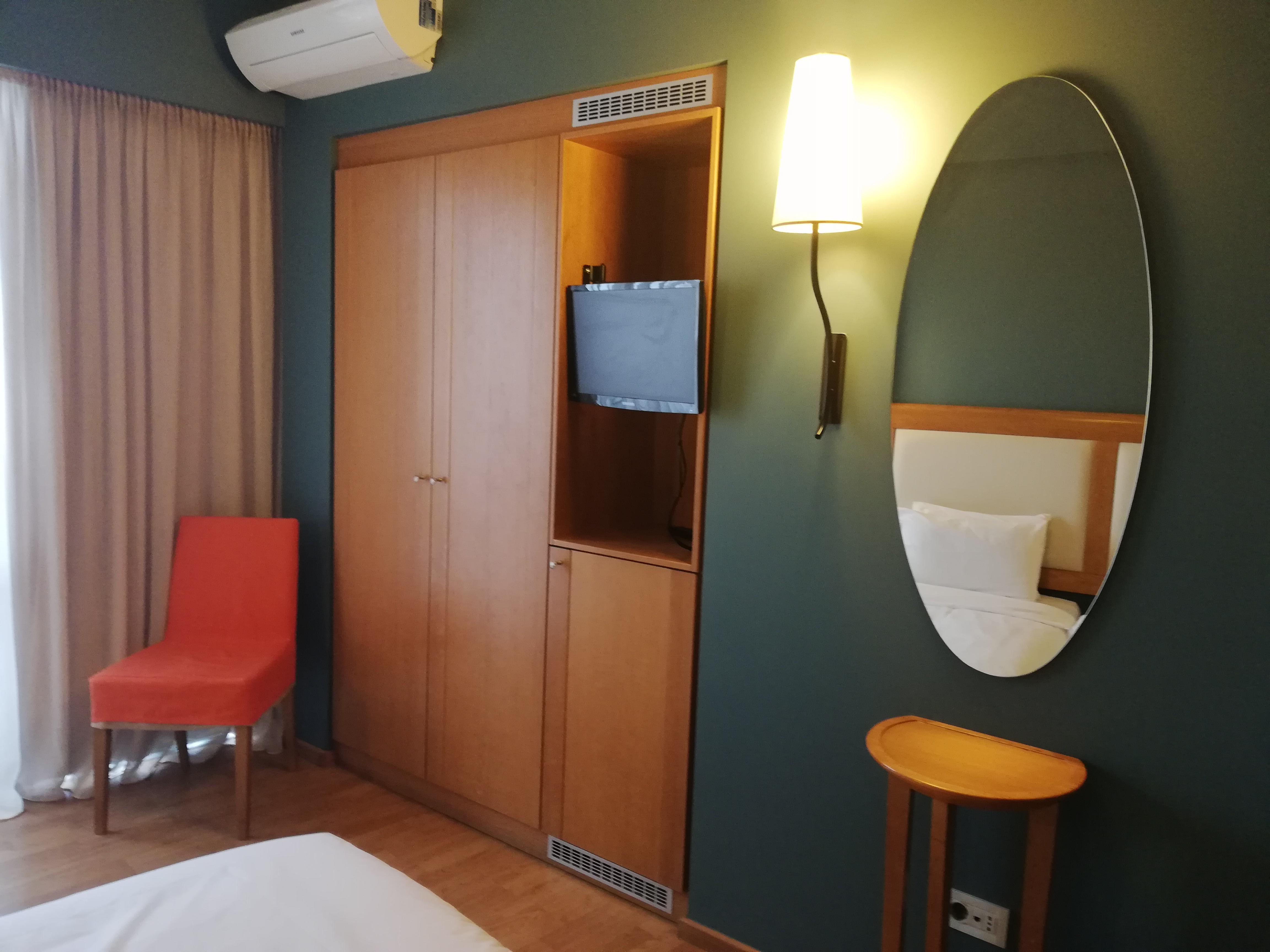 Double or Twin Standard