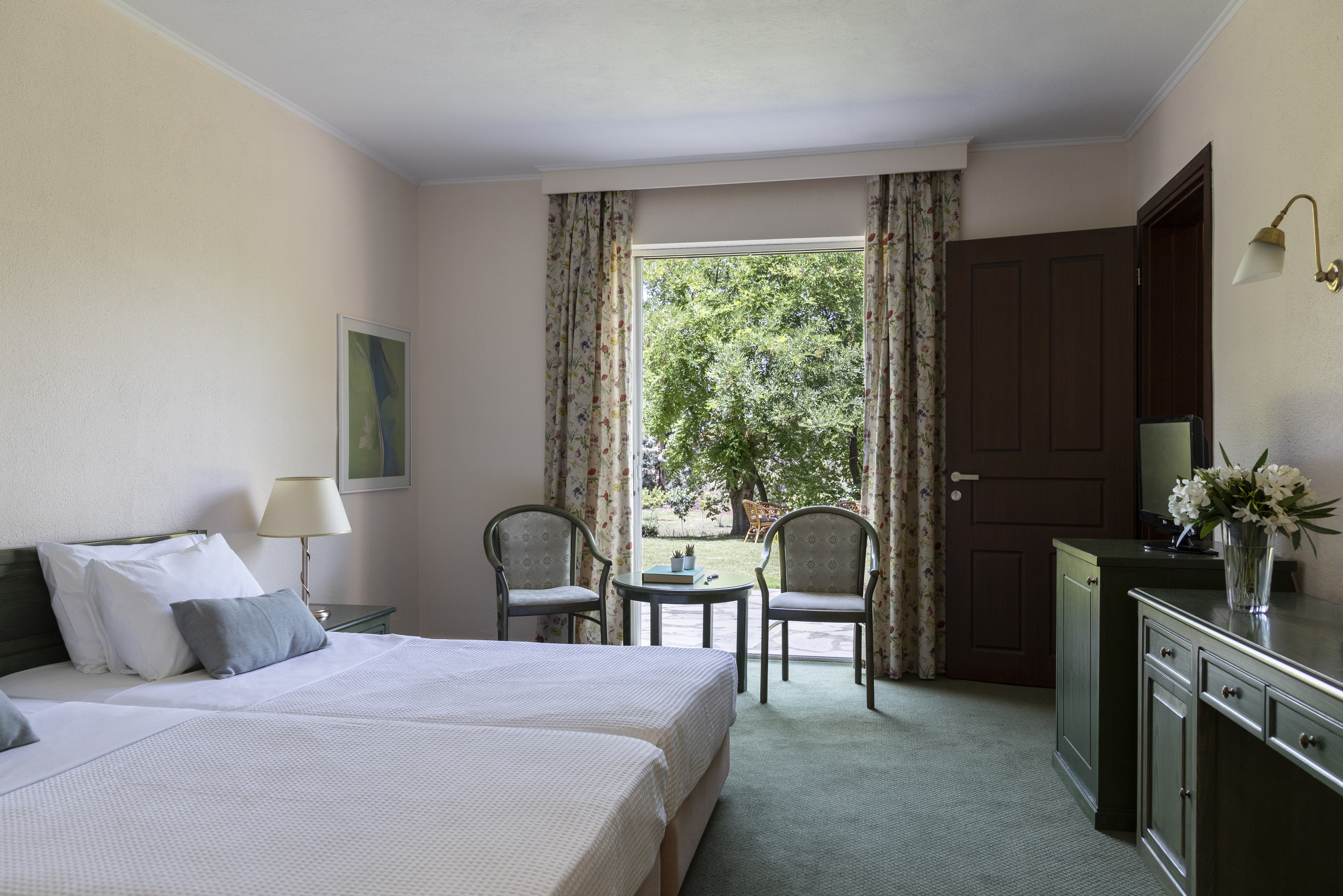 Family Room Connecting Room