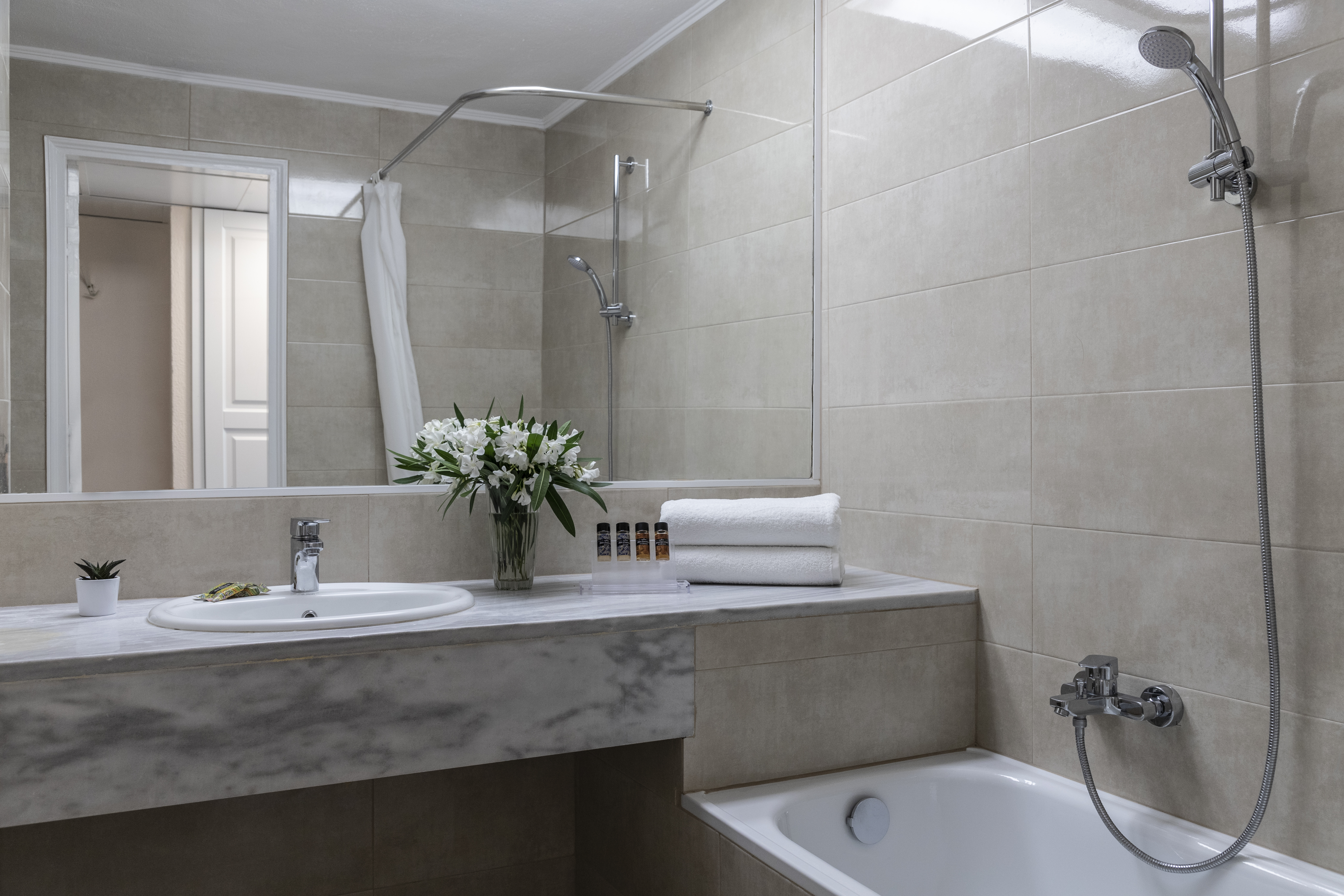 Family Room Connecting Room