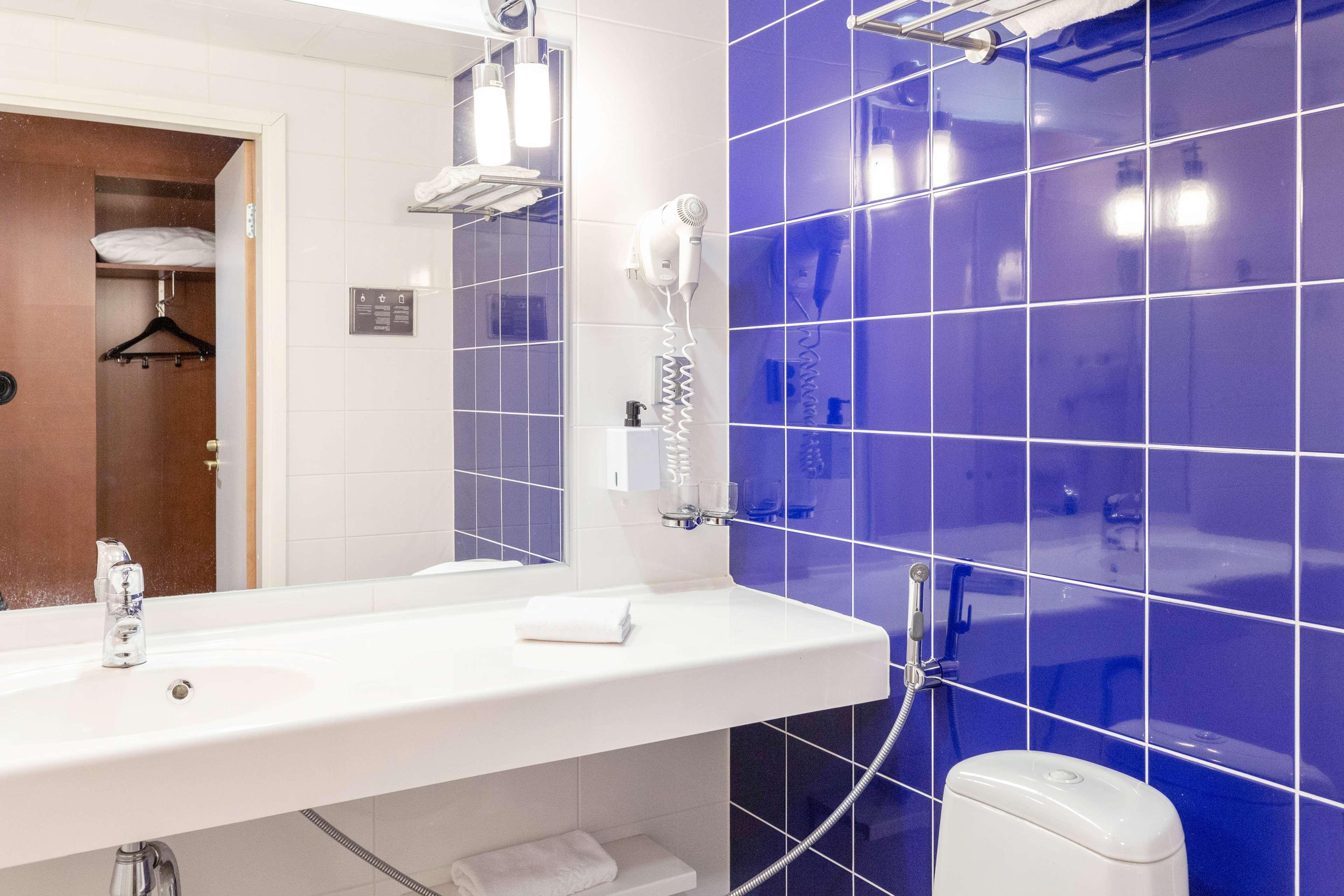 Family Room Room Without Window