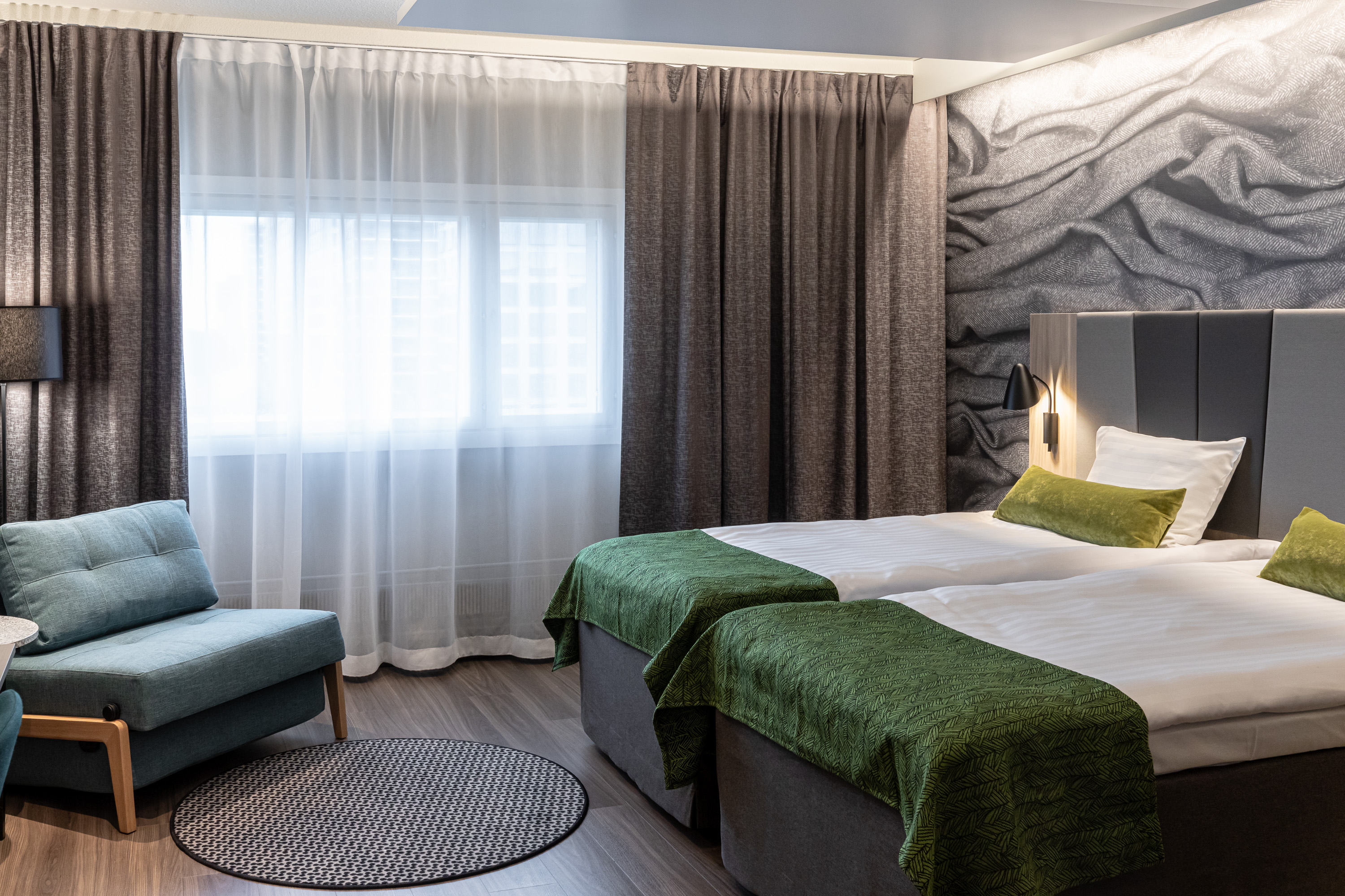 Double or Twin Standard