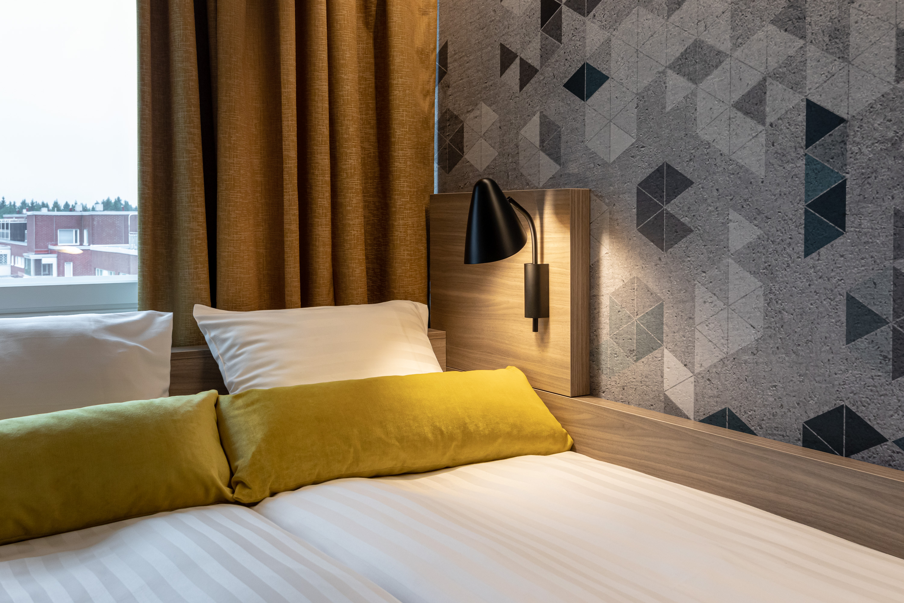 Double Queen Size Bed