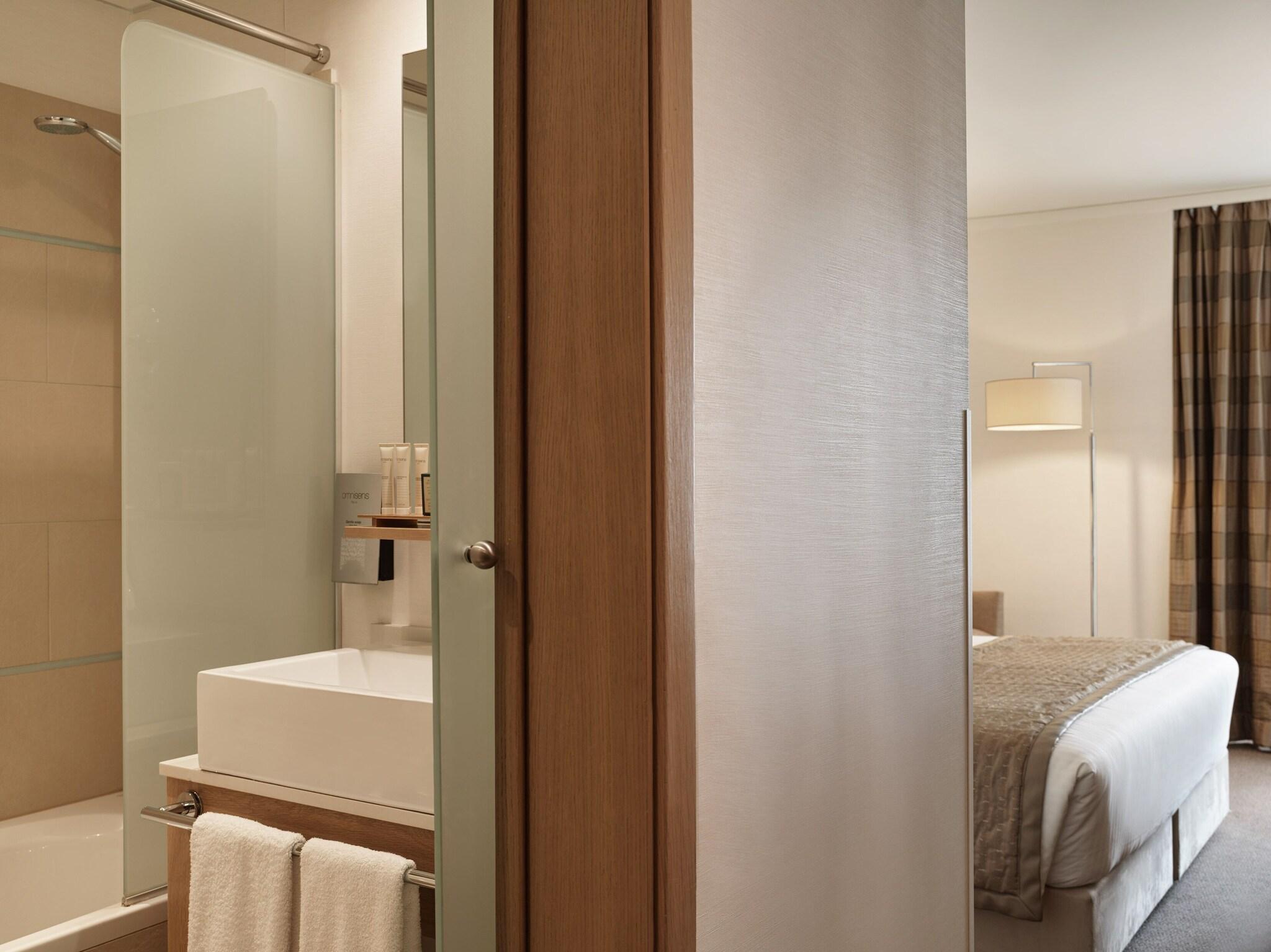 Double or Twin Economy