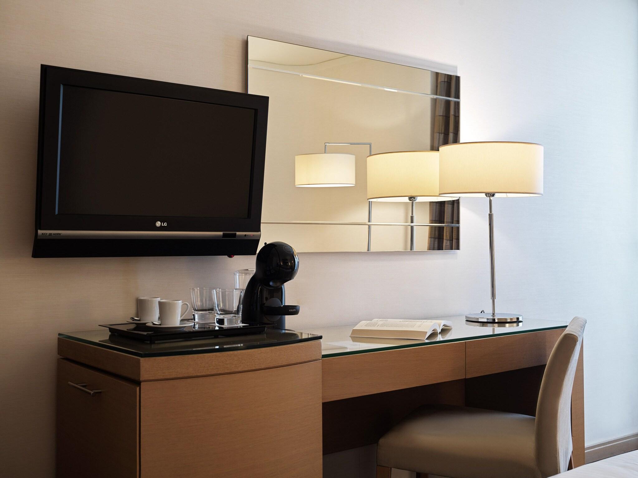 Double or Twin Economy