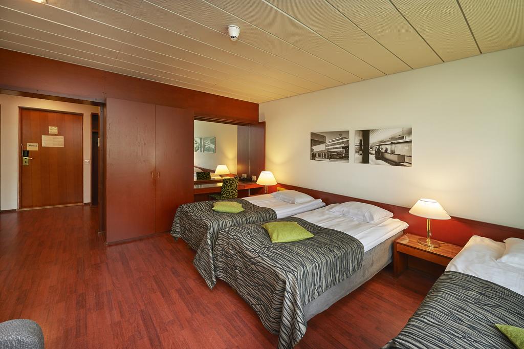 Family Room Standard