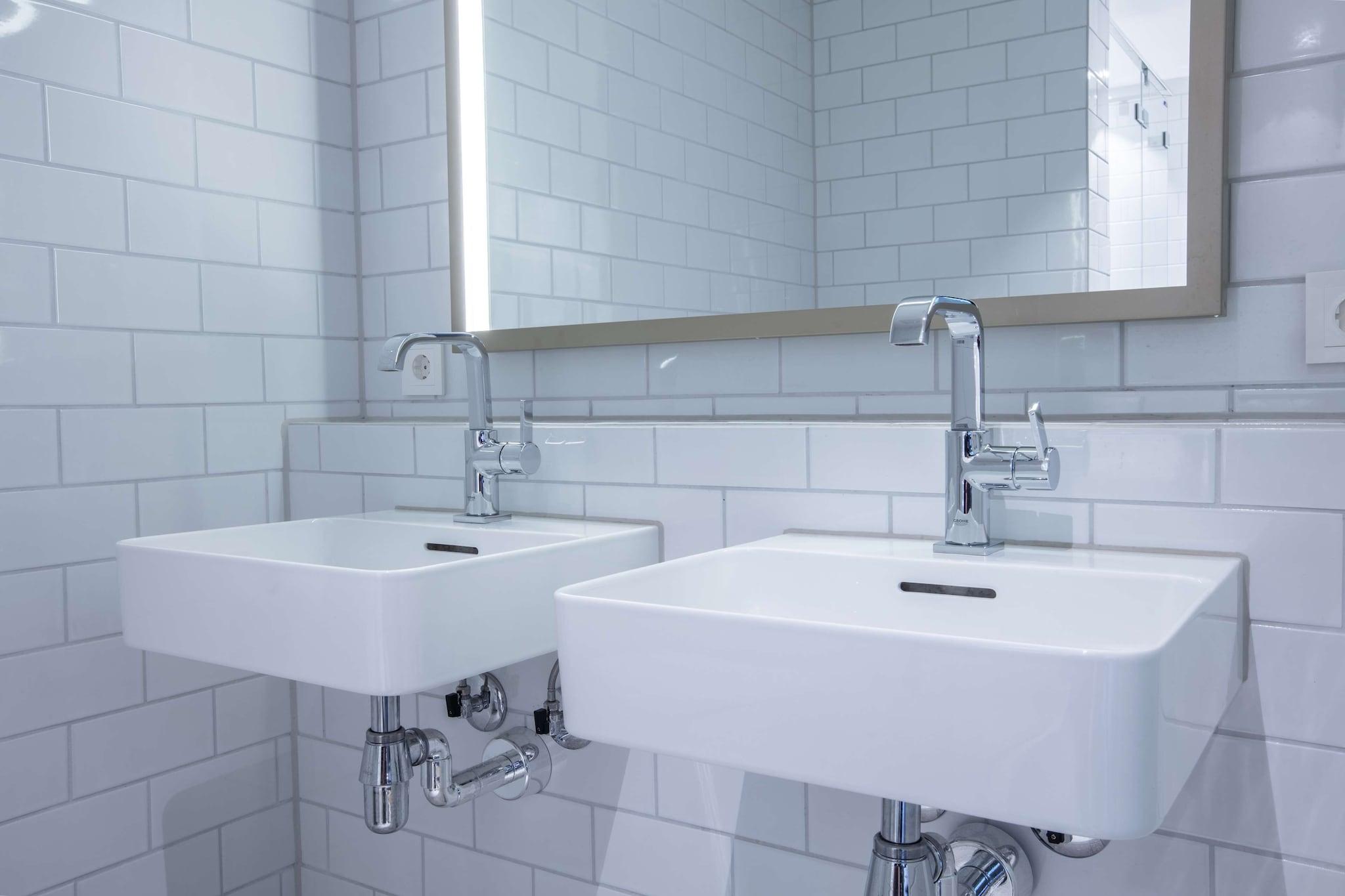 Family Room King Size Bed