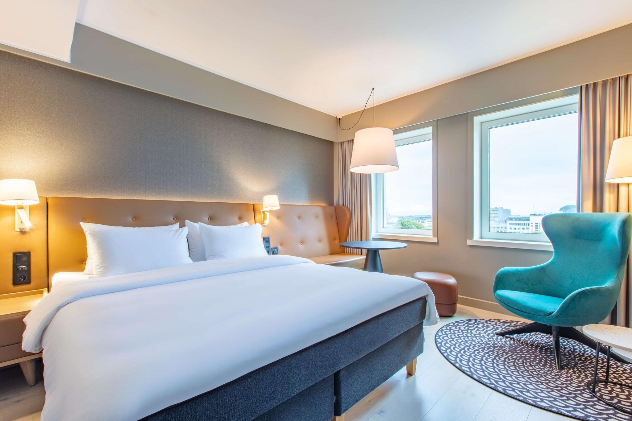 Double King Size Bed