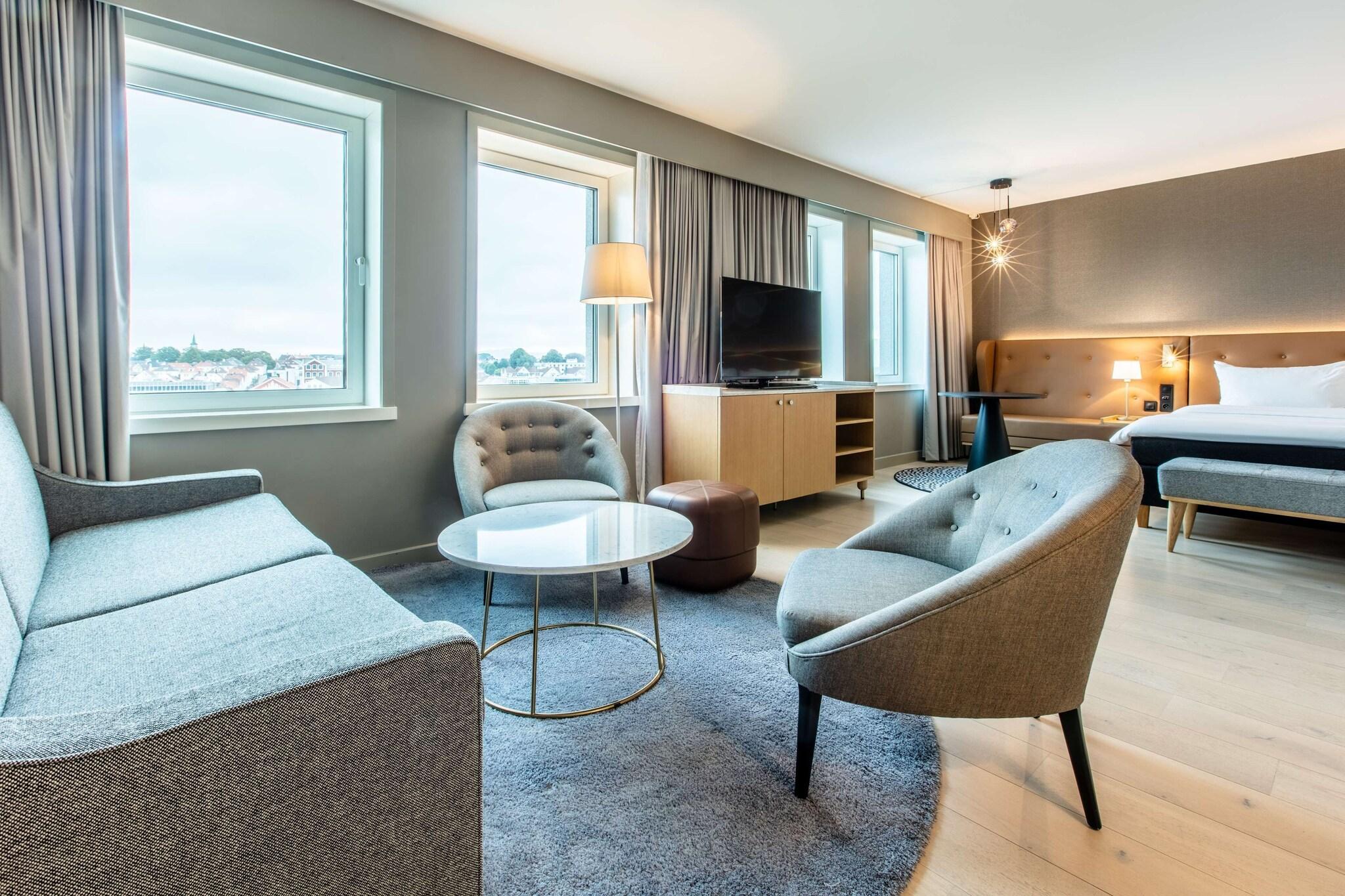 Junior Suite King Size Bed