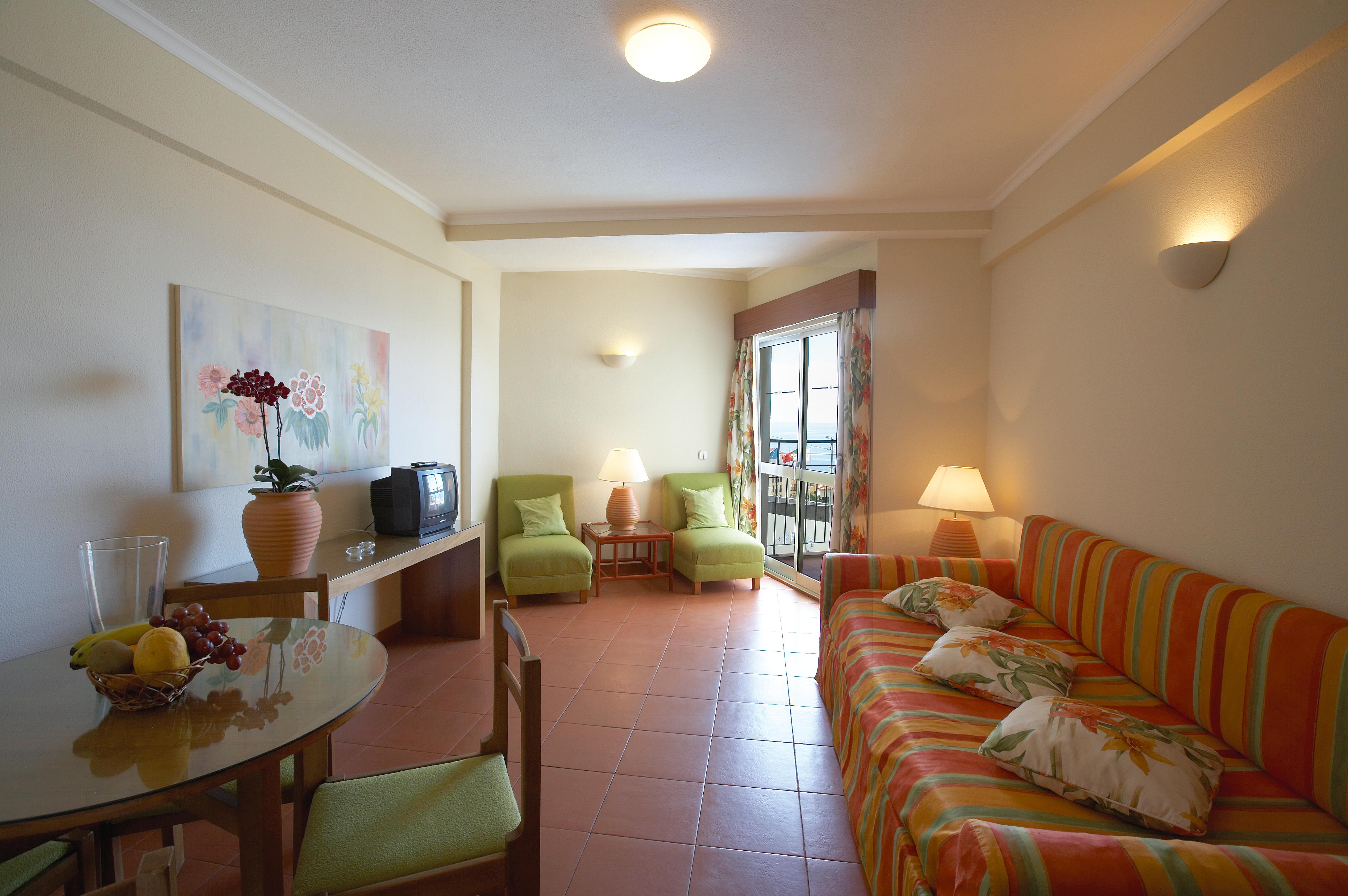 Family Room Capacity 4