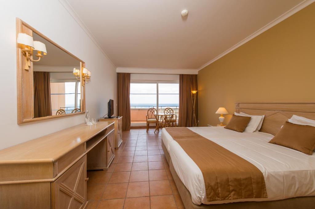 Twin Deluxe Sea View