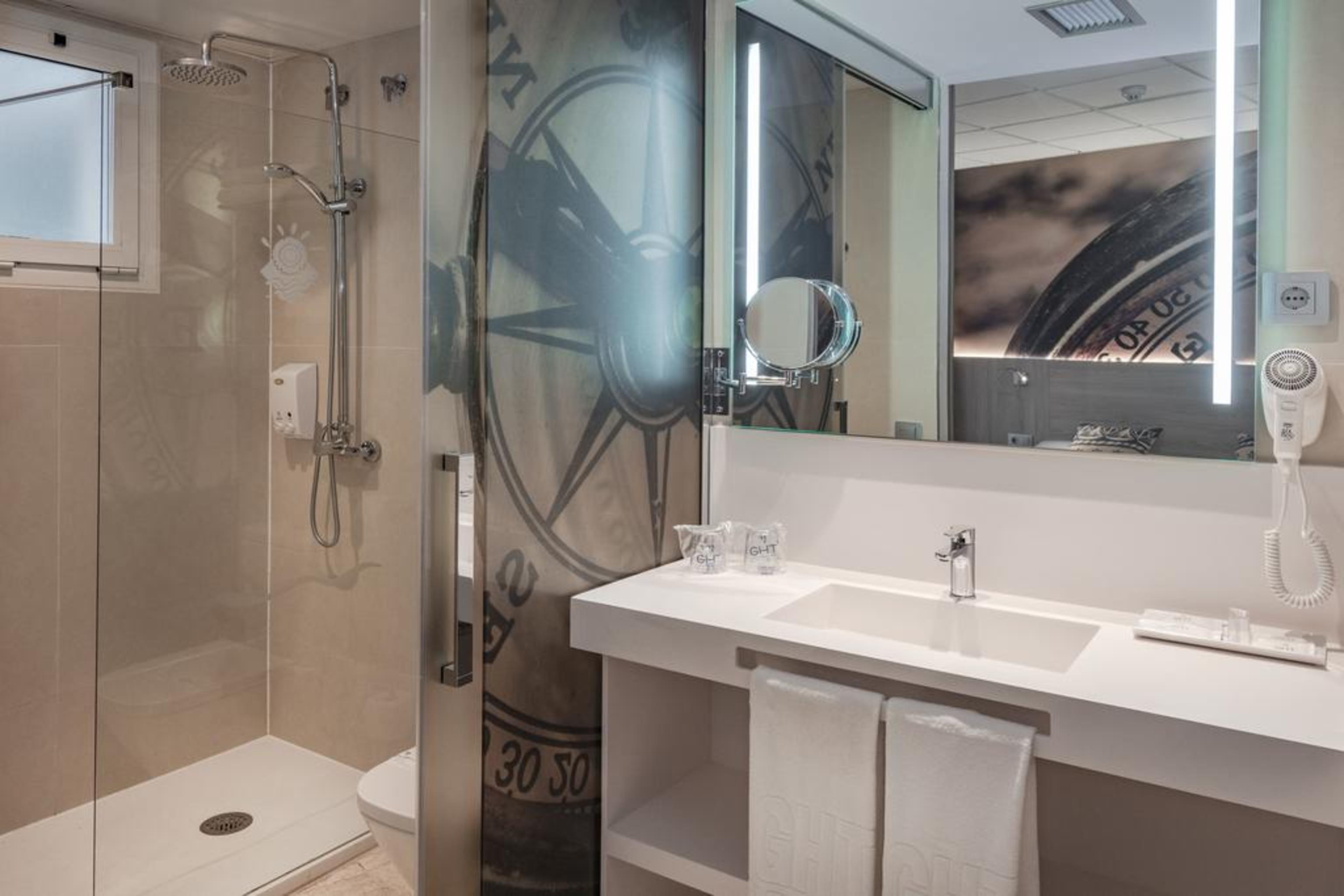 Double or Twin Sea View