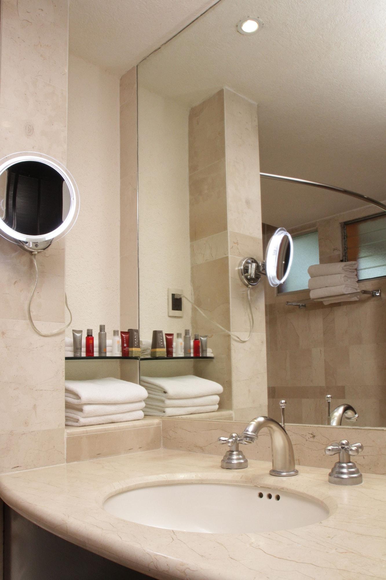 Double Executive King Bed