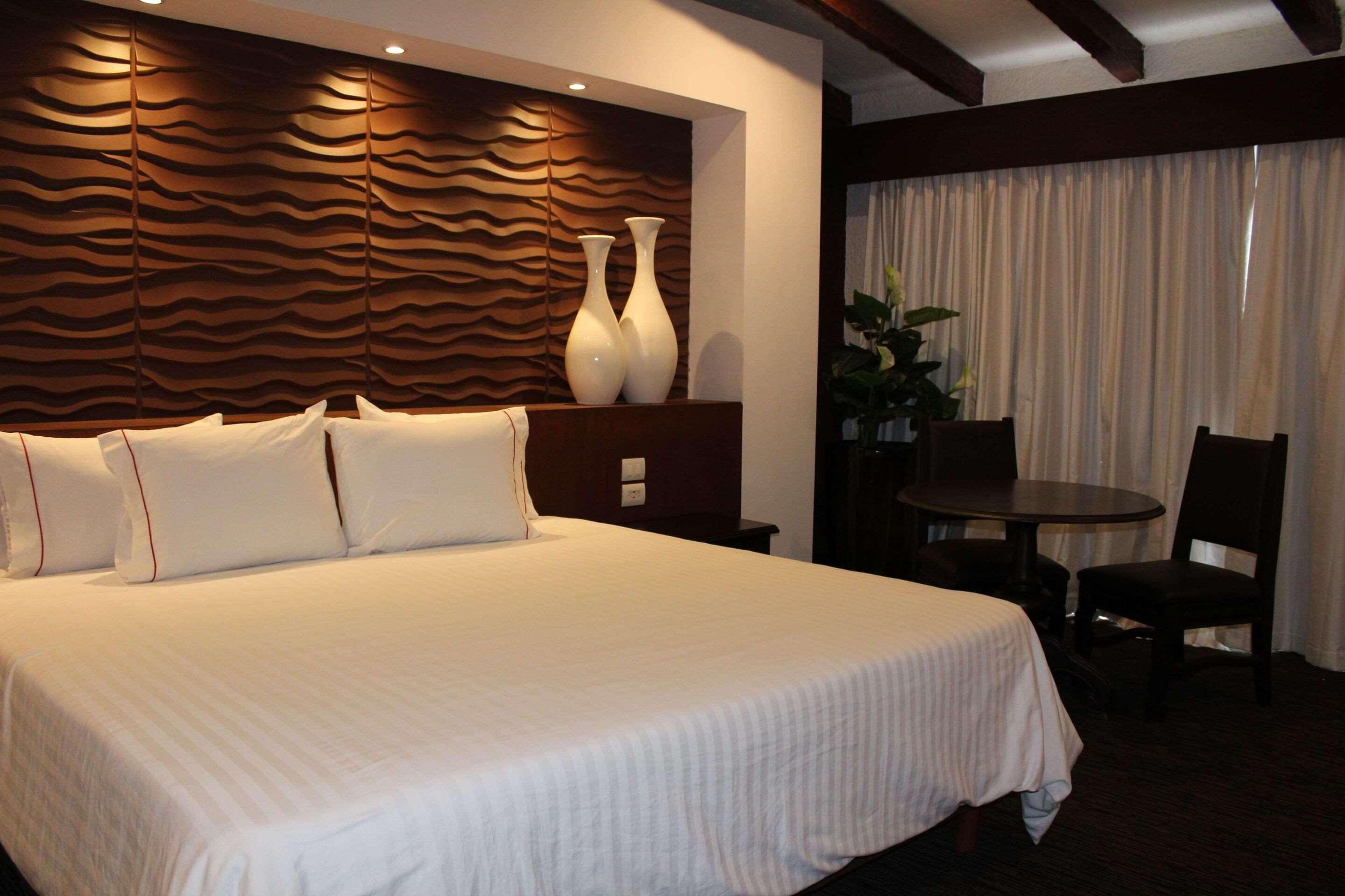 Room Premium King Bed