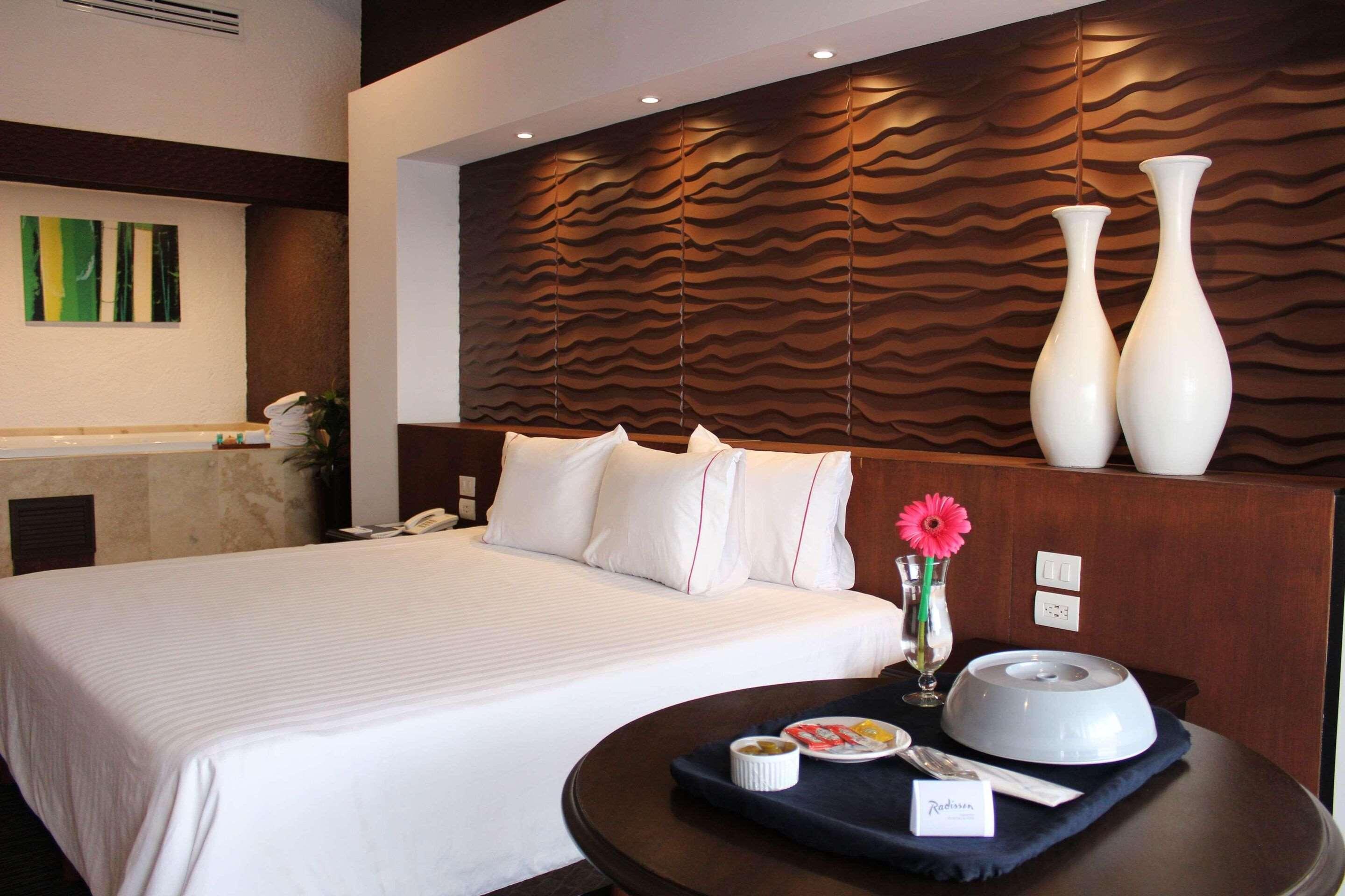 Studio King Size Bed