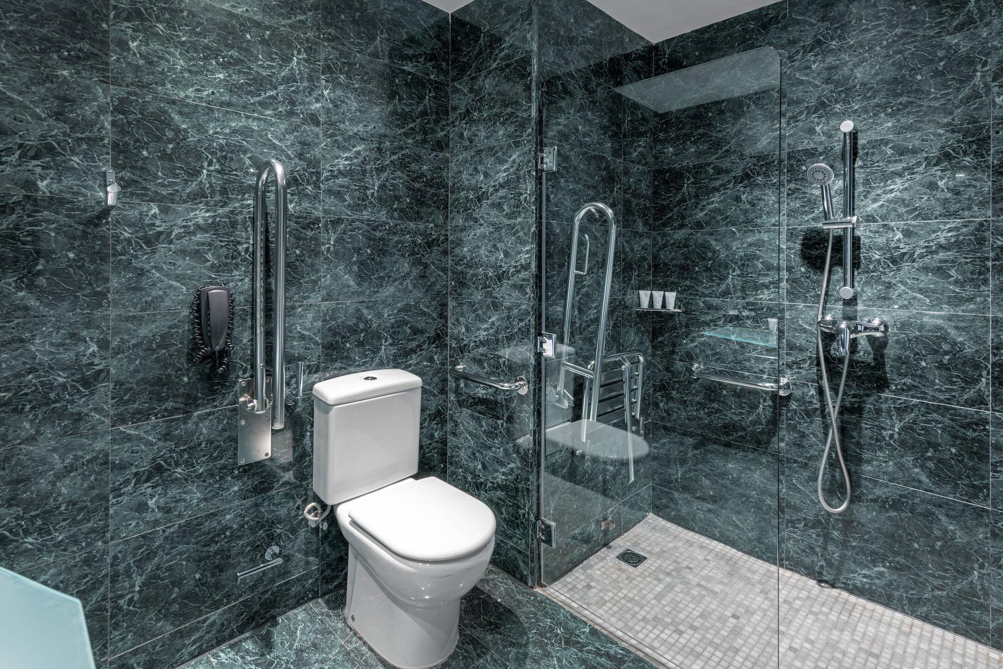 Double Queen Size Bed