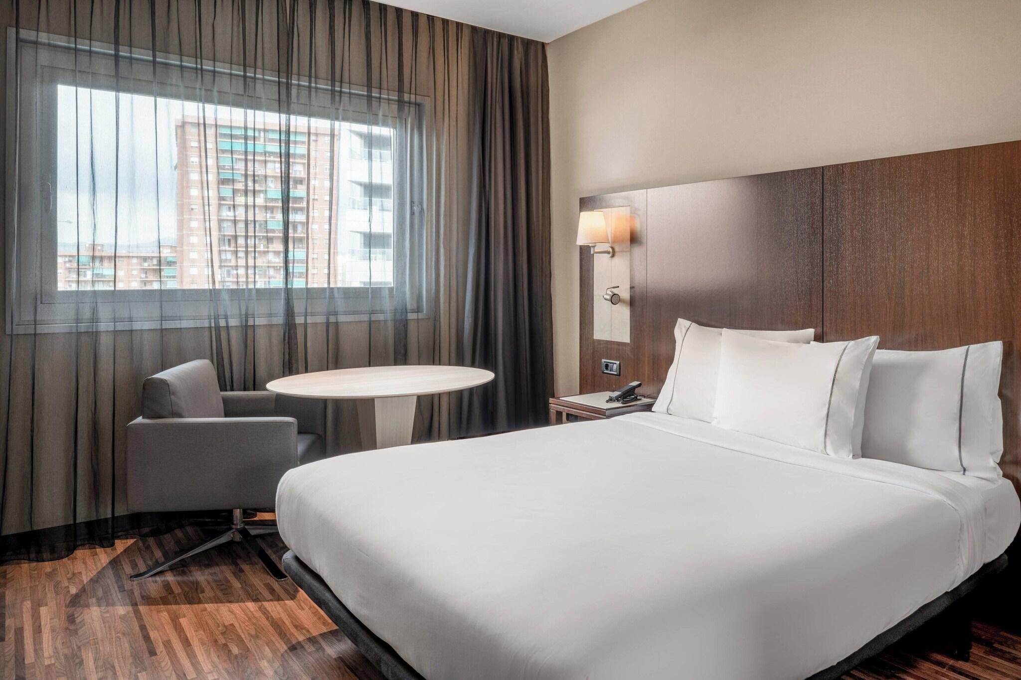 Double Queen Size Bed