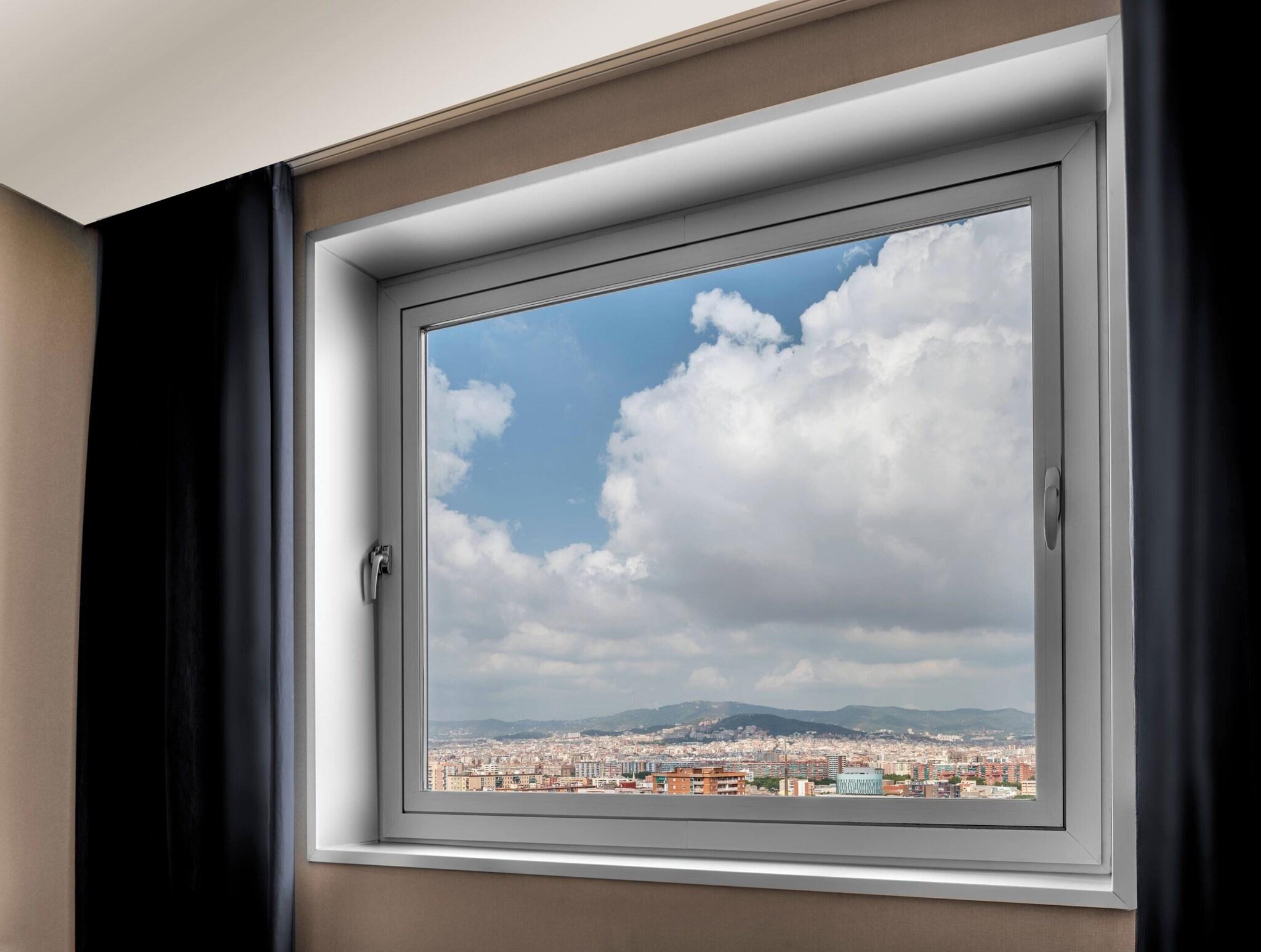 Twin Superior City View