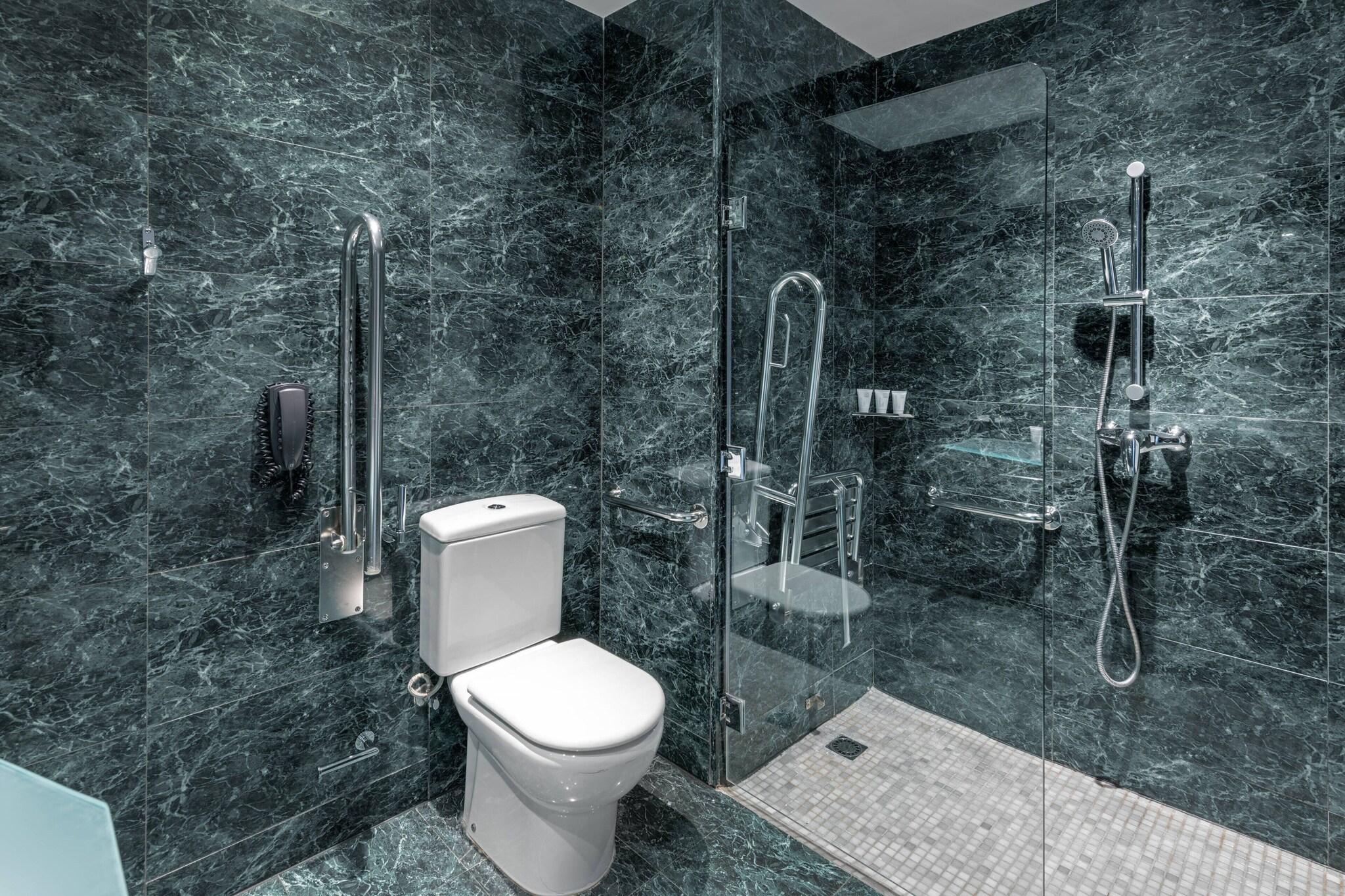 Double Queen Size Bed