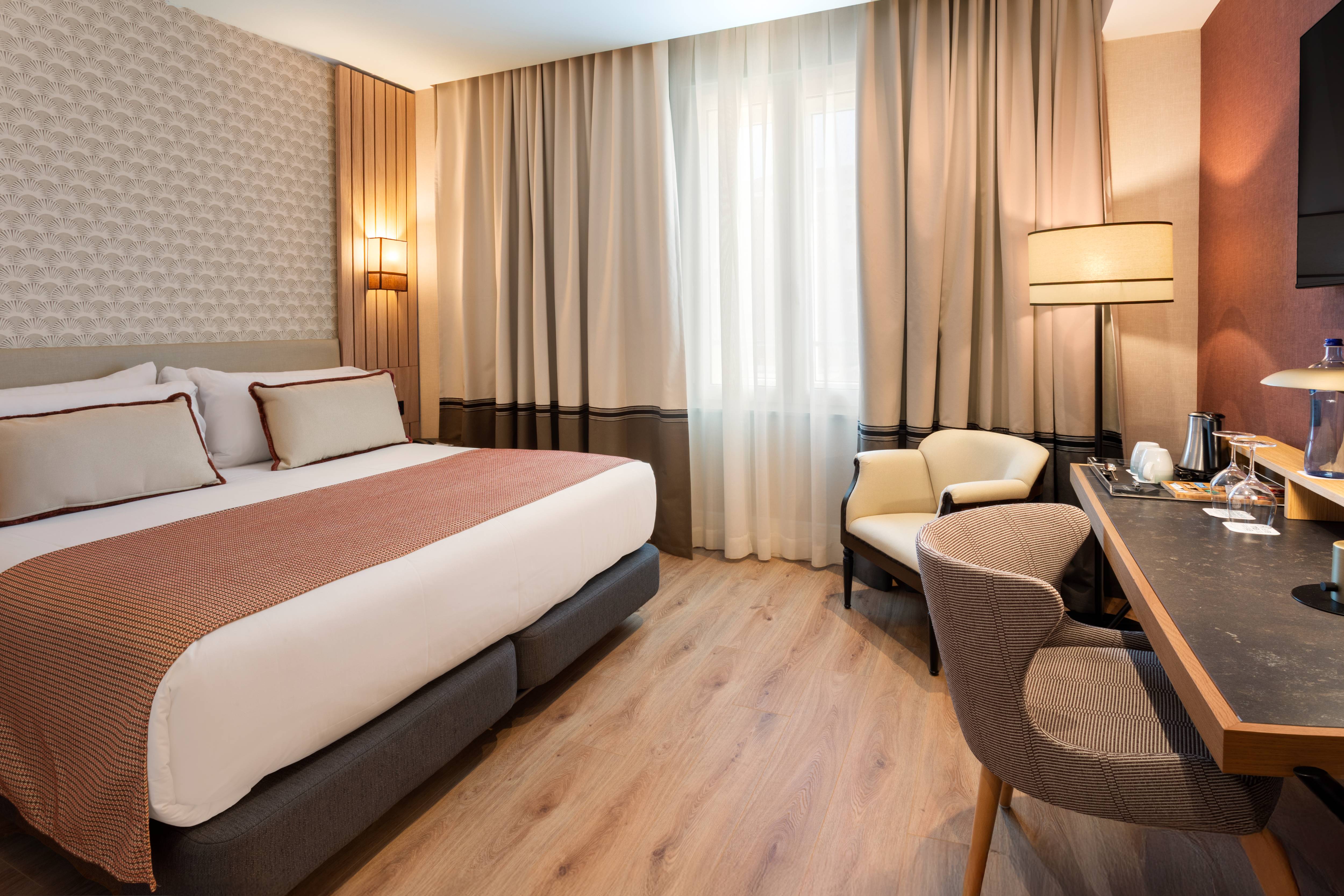 Double or Twin Standard