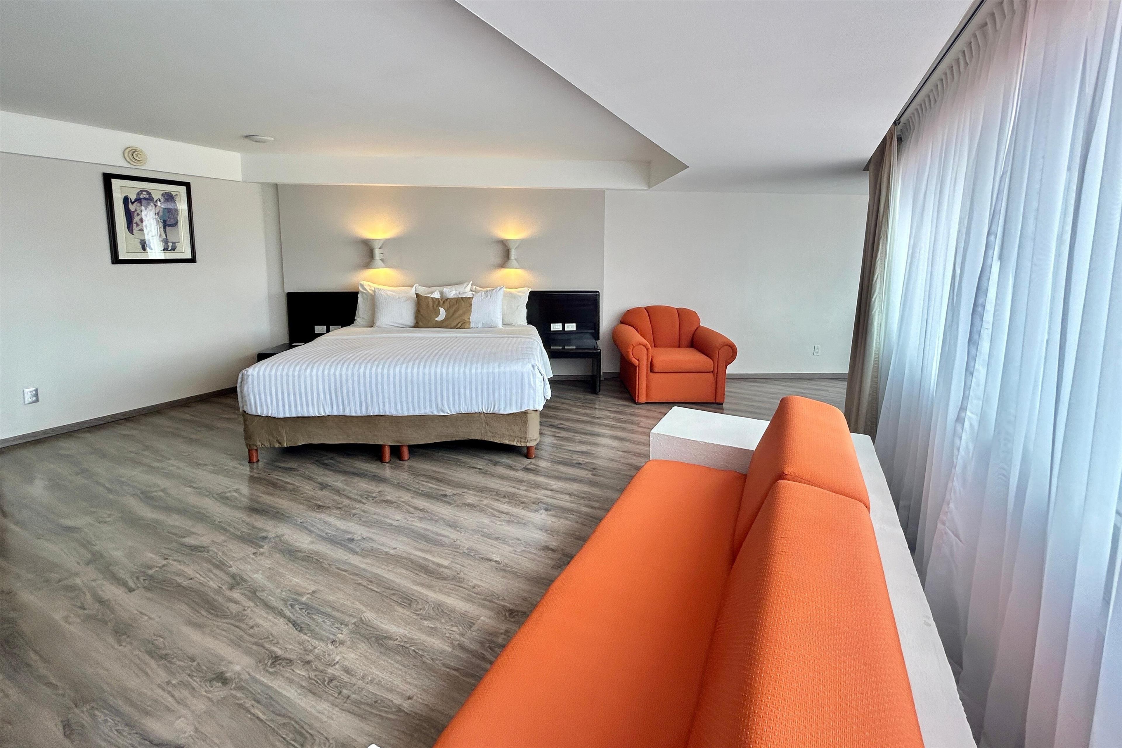 Junior Suite King Bed Non Smoking