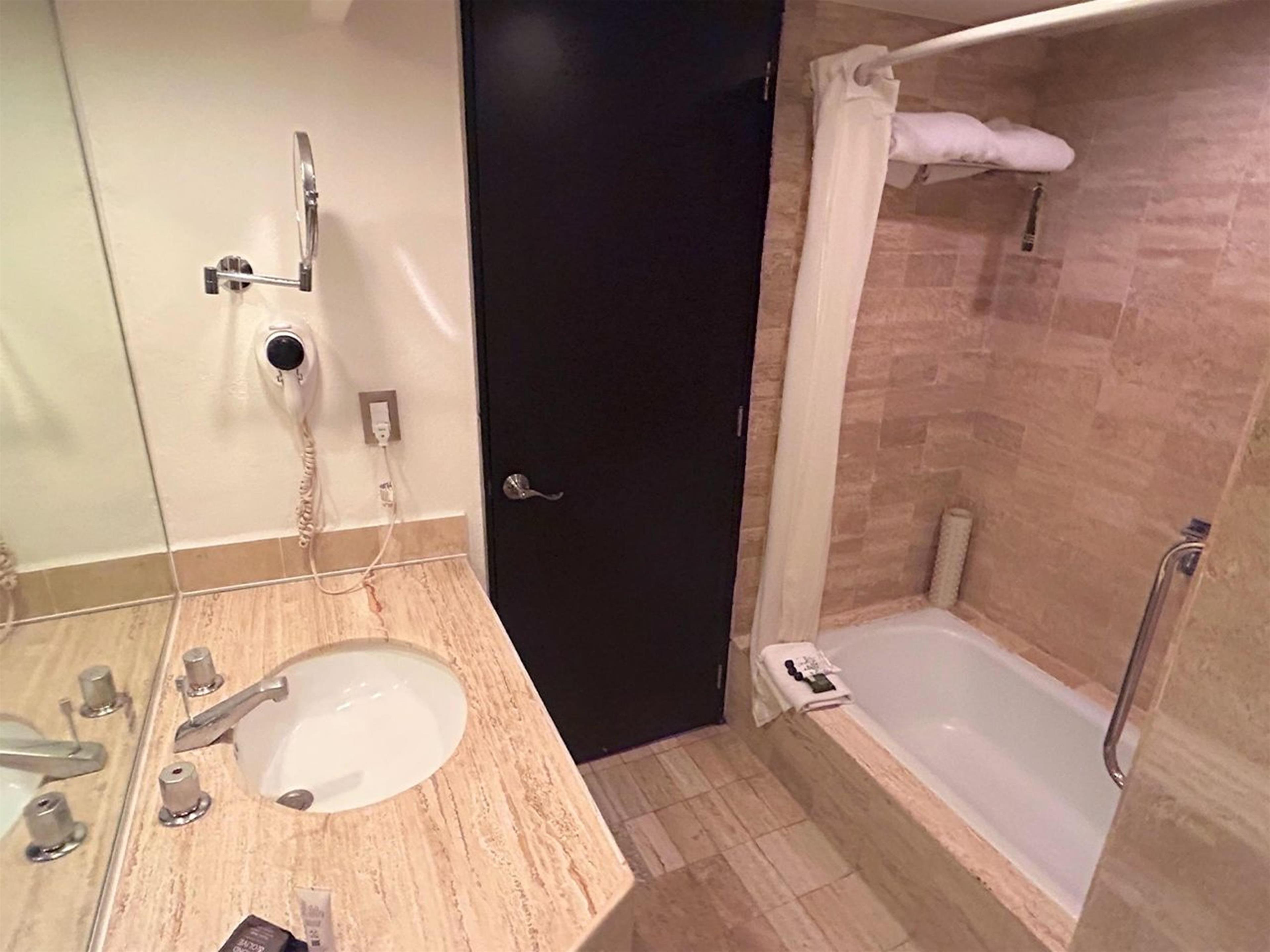 Double Executive Two Queen Beds