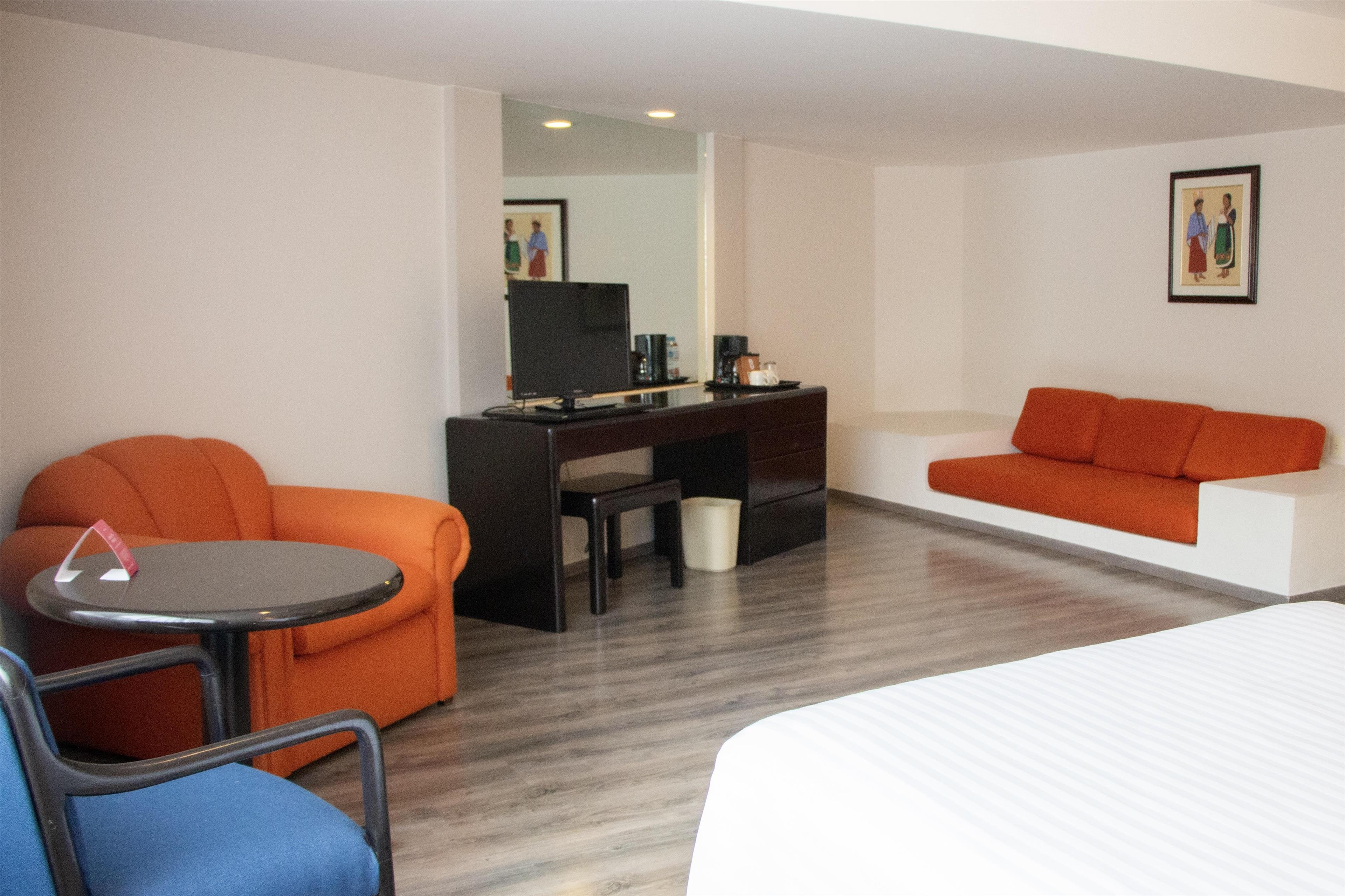 Junior Suite Two Queen Beds Non Smoking