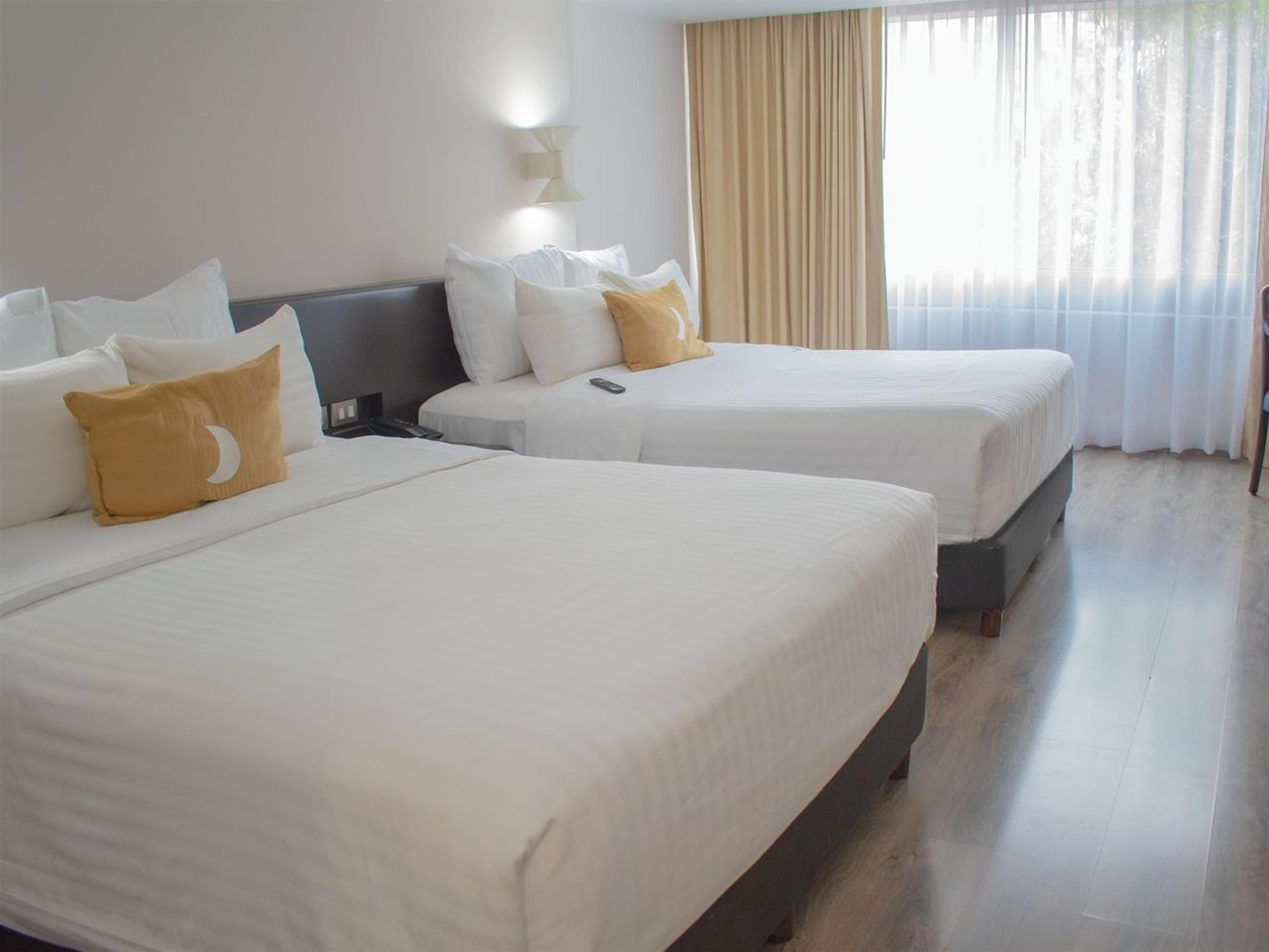 Junior Suite Two Queen Beds Non Smoking