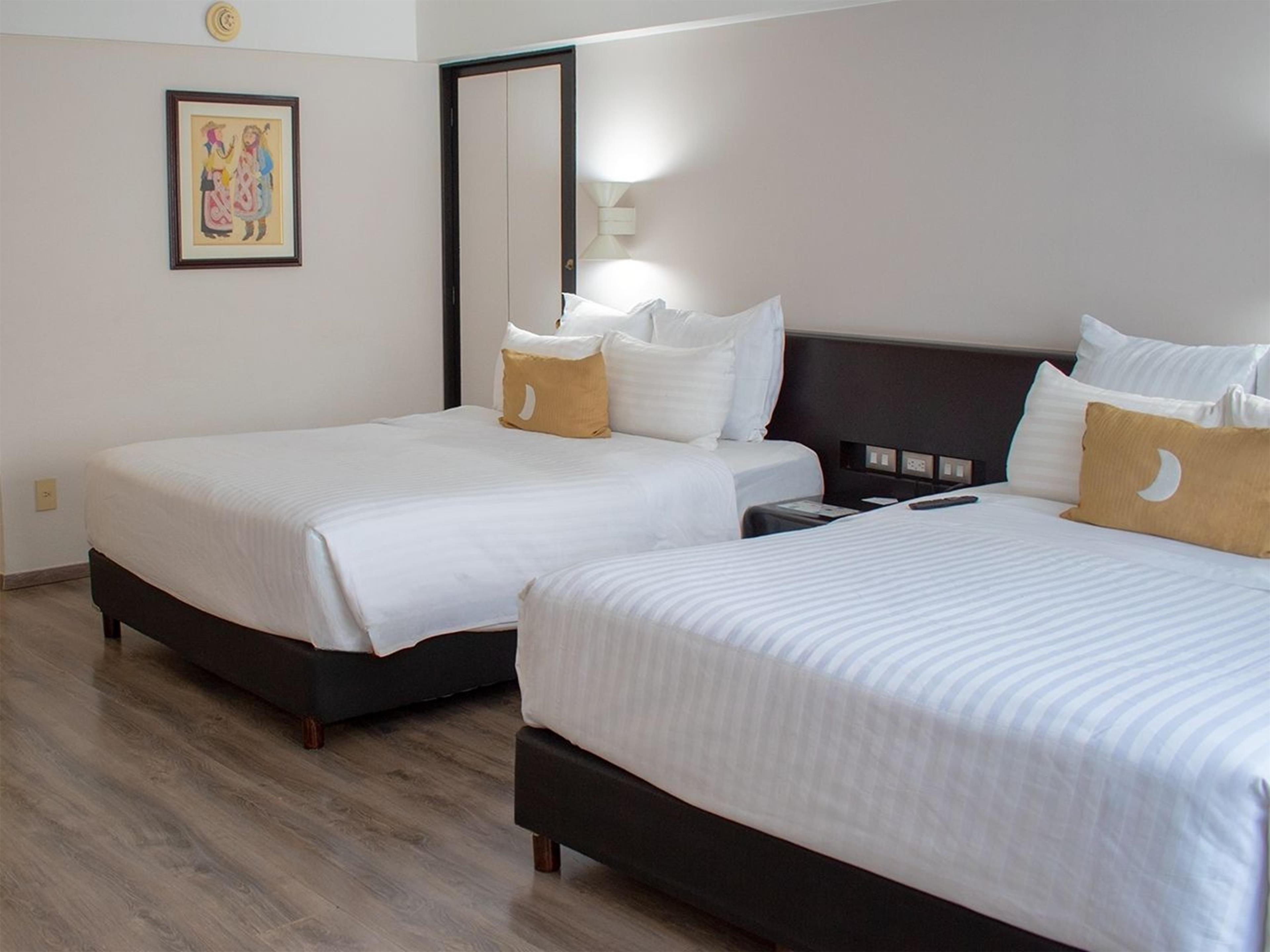 Junior Suite Two Queen Beds Non Smoking