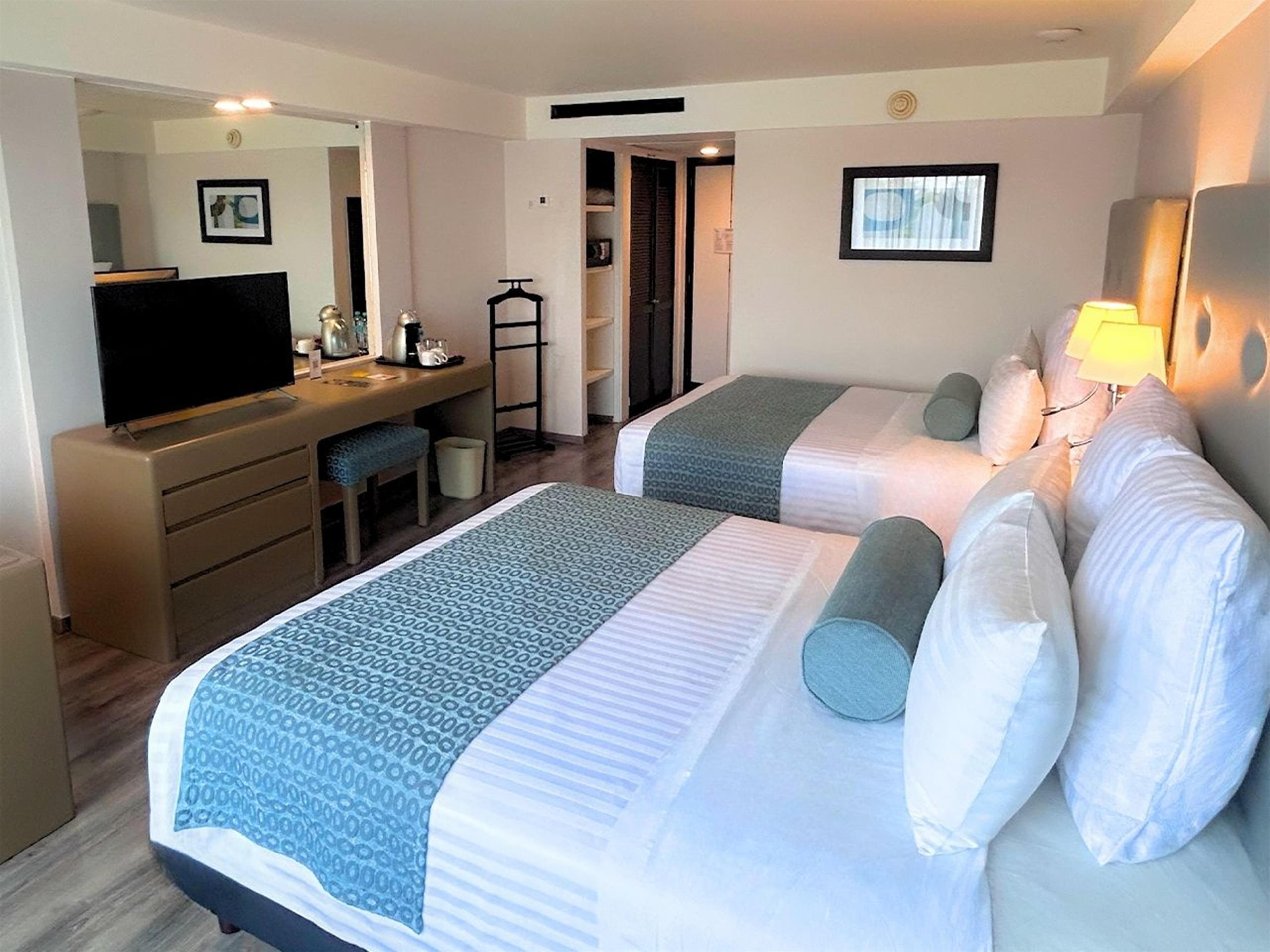 Double Executive Two Queen Beds