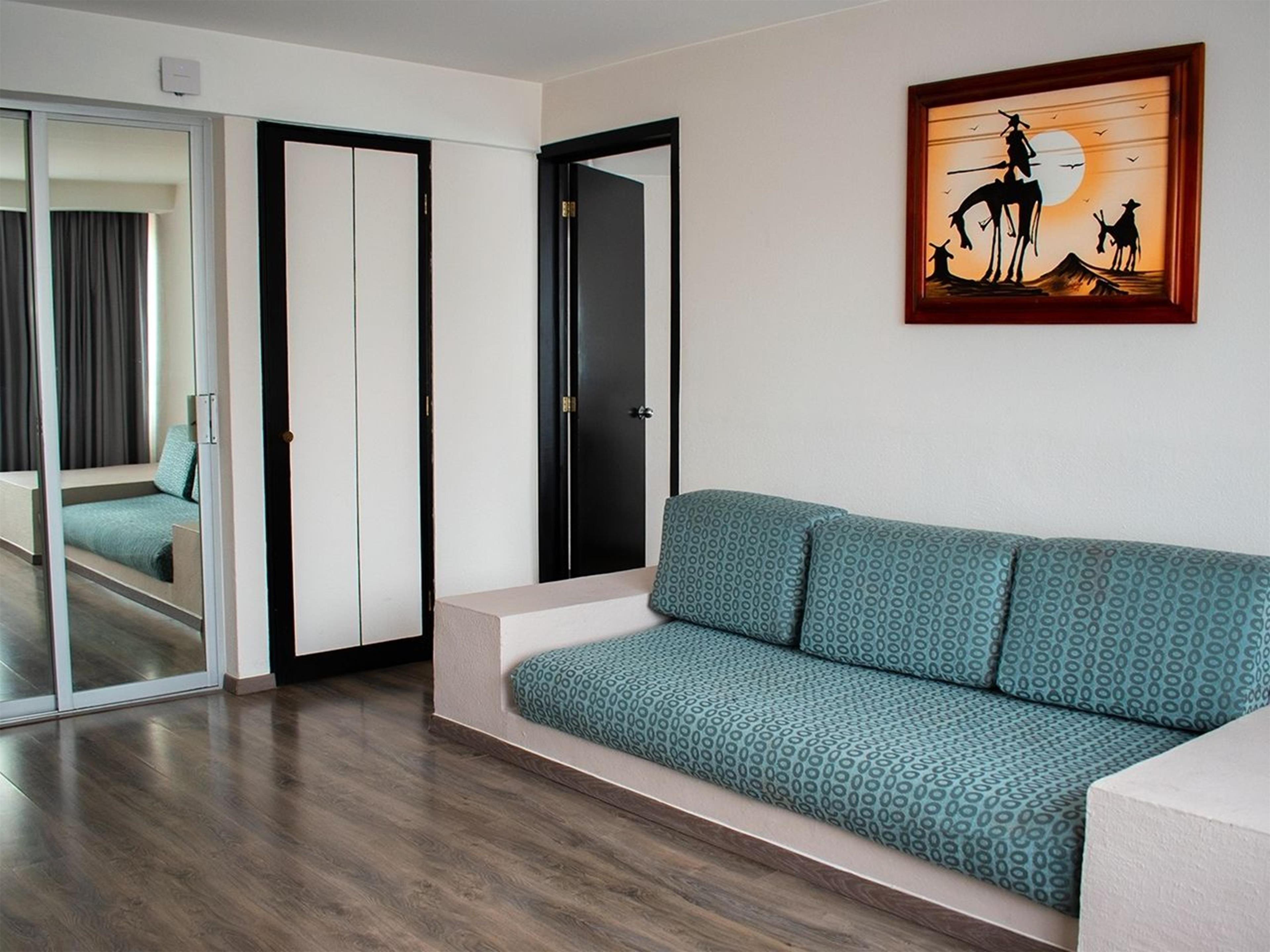 Suite King Bed Non Smoking