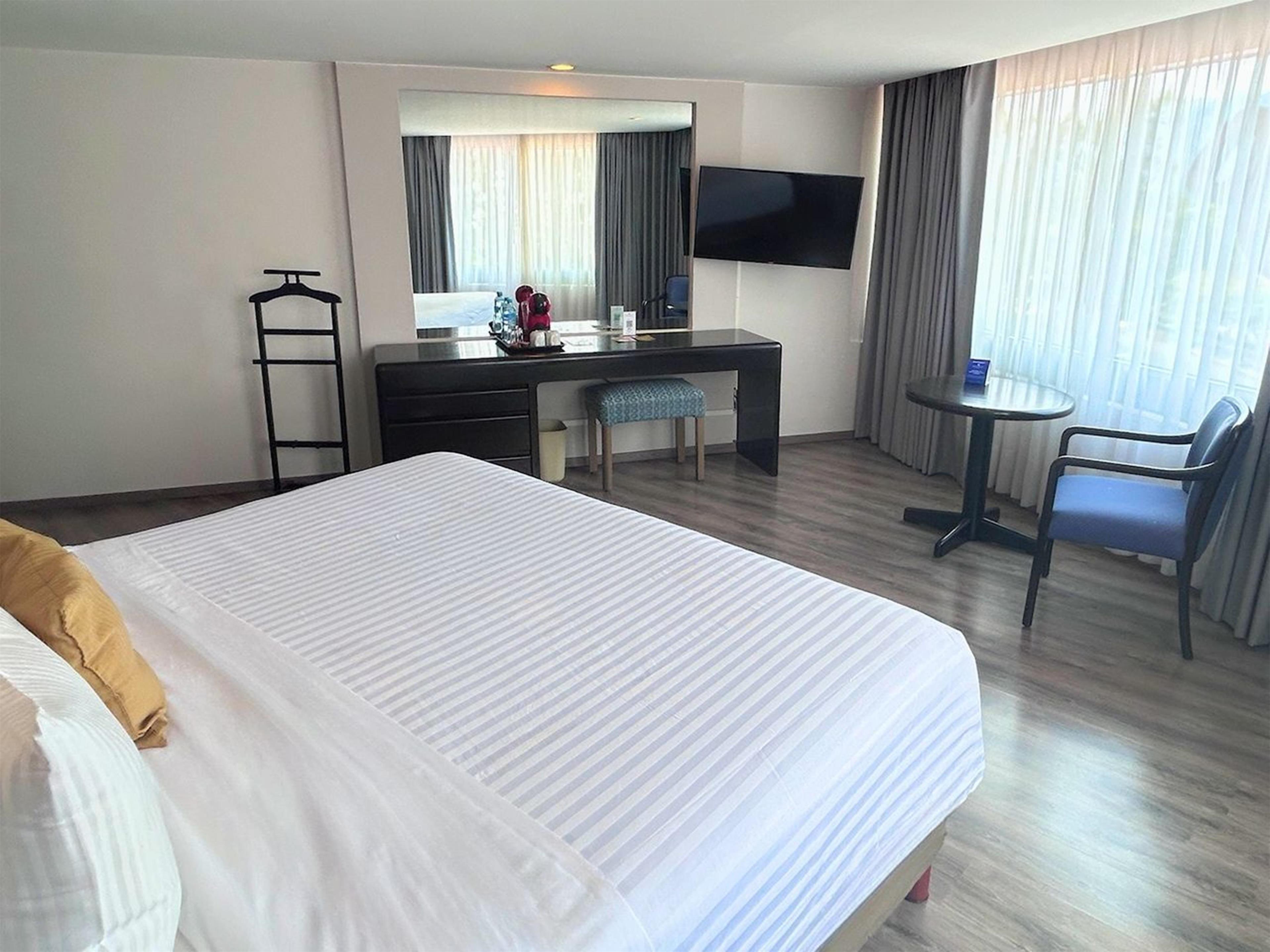 Suite King Bed Non Smoking