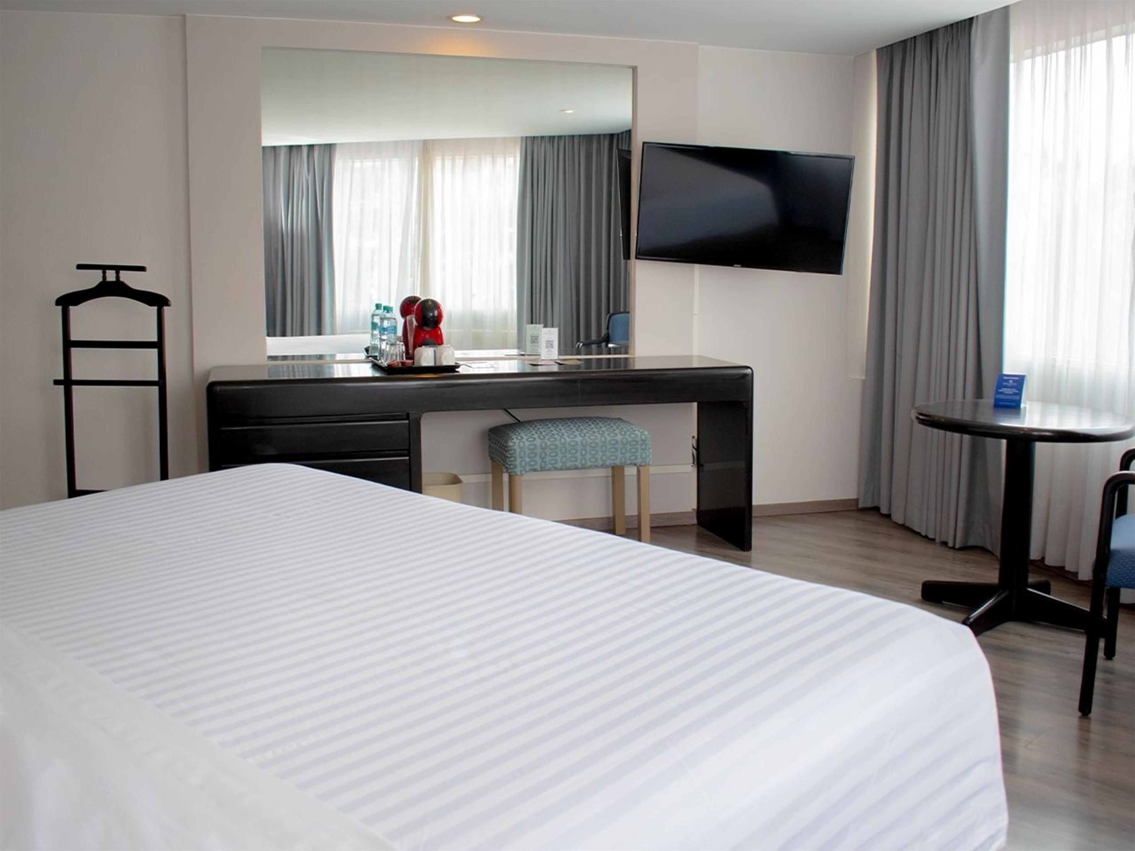 Suite King Bed Non Smoking