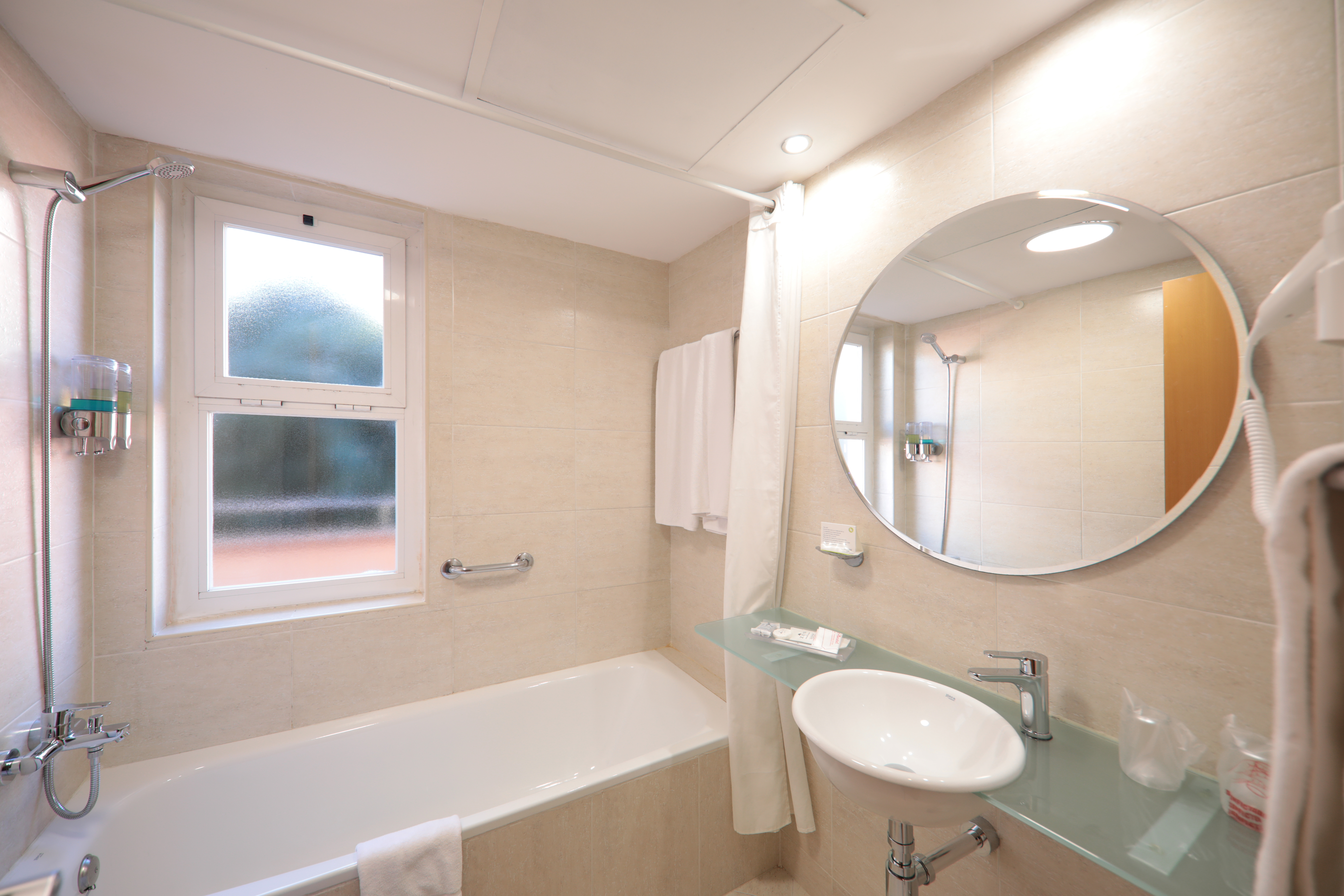 Double or Twin Standard