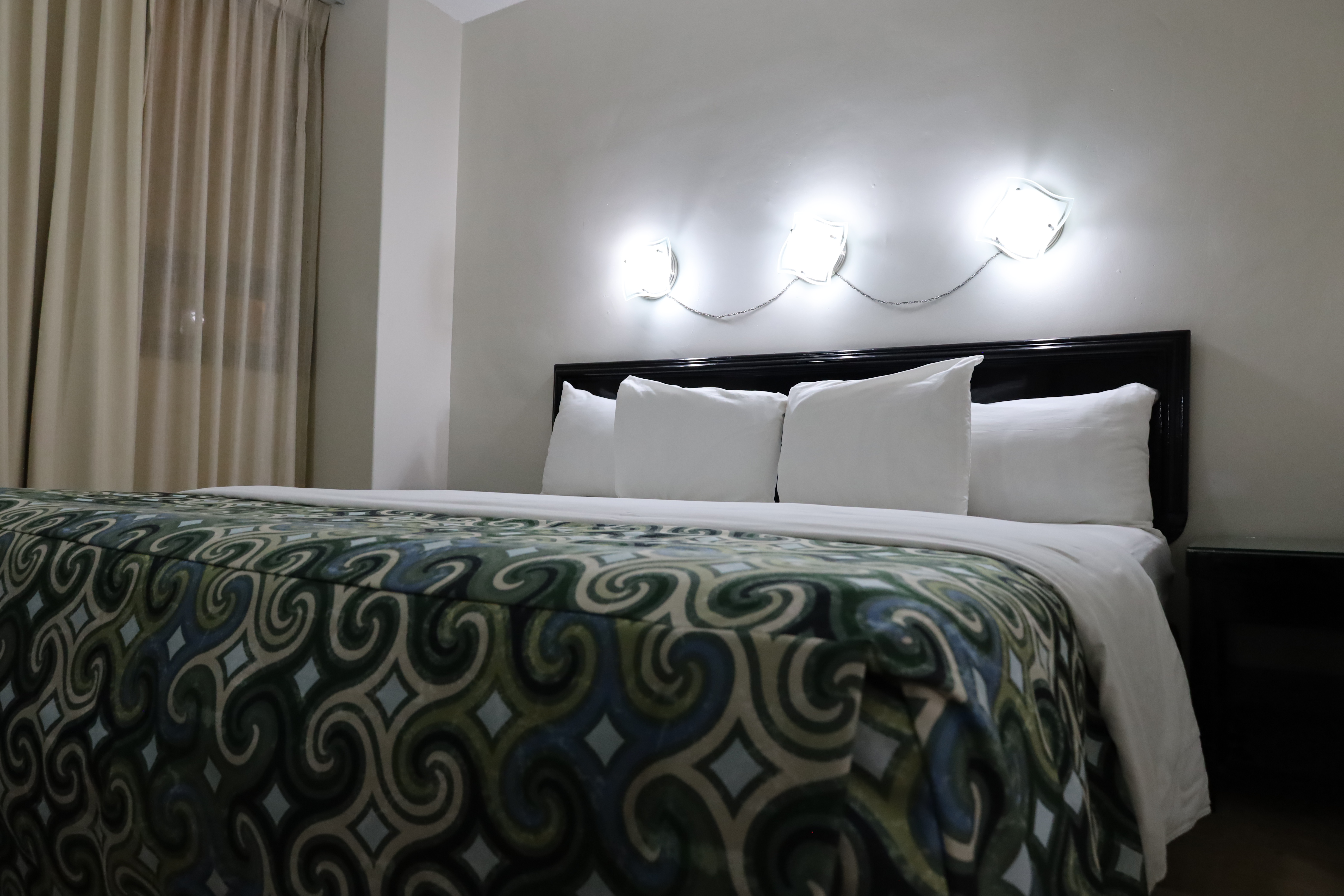 Junior Suite King Size Bed