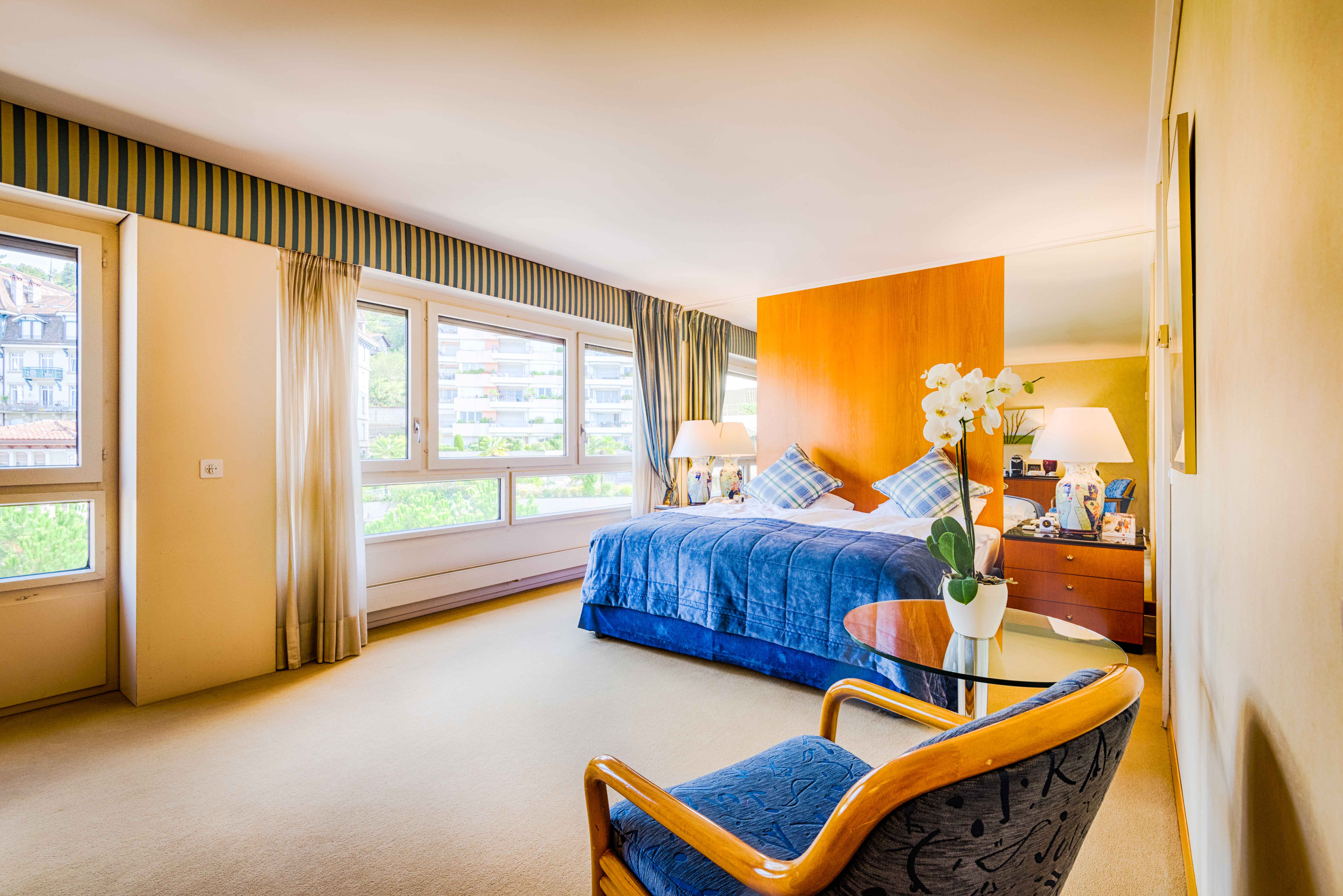 Double Single Superior