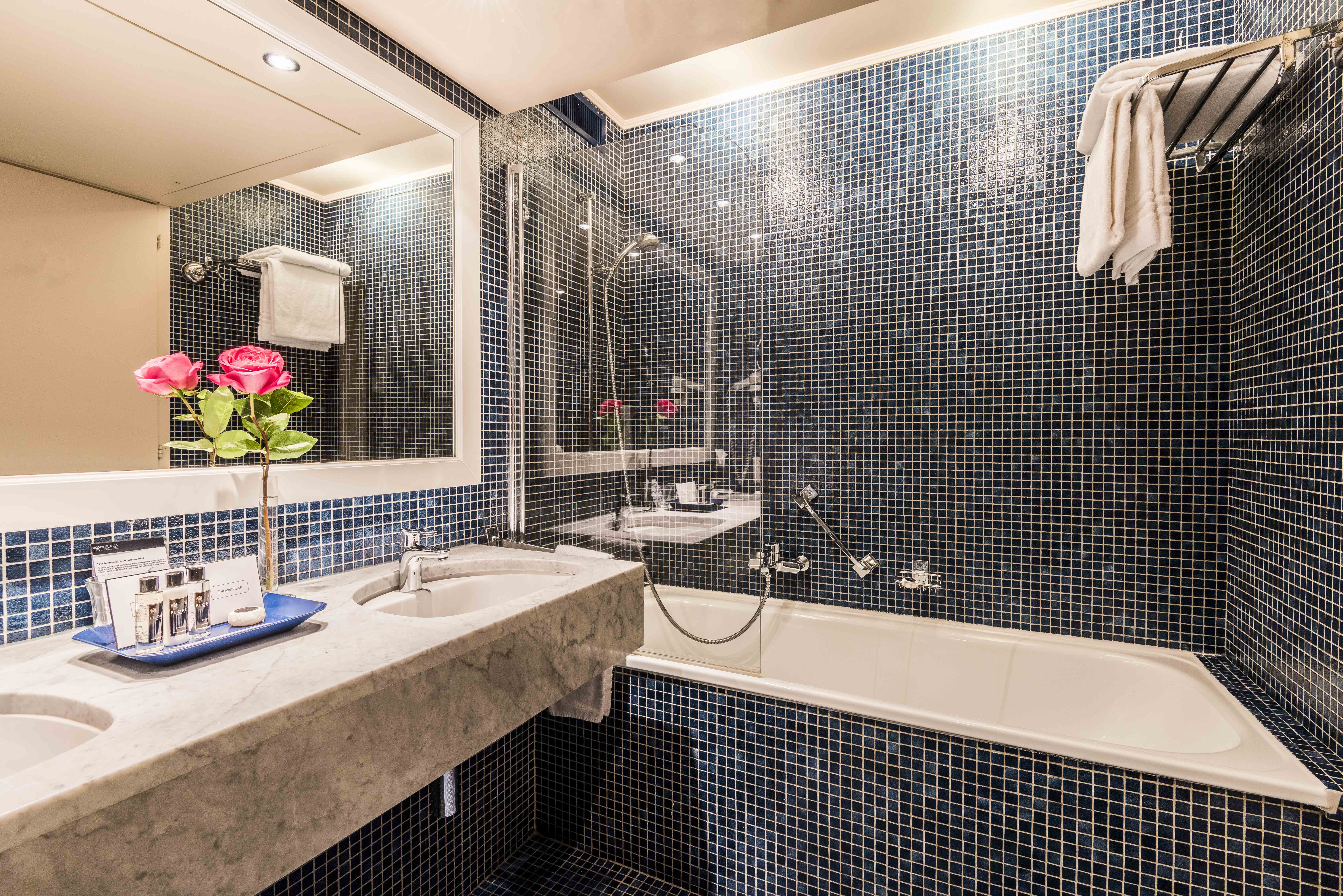 Double Deluxe Lake View