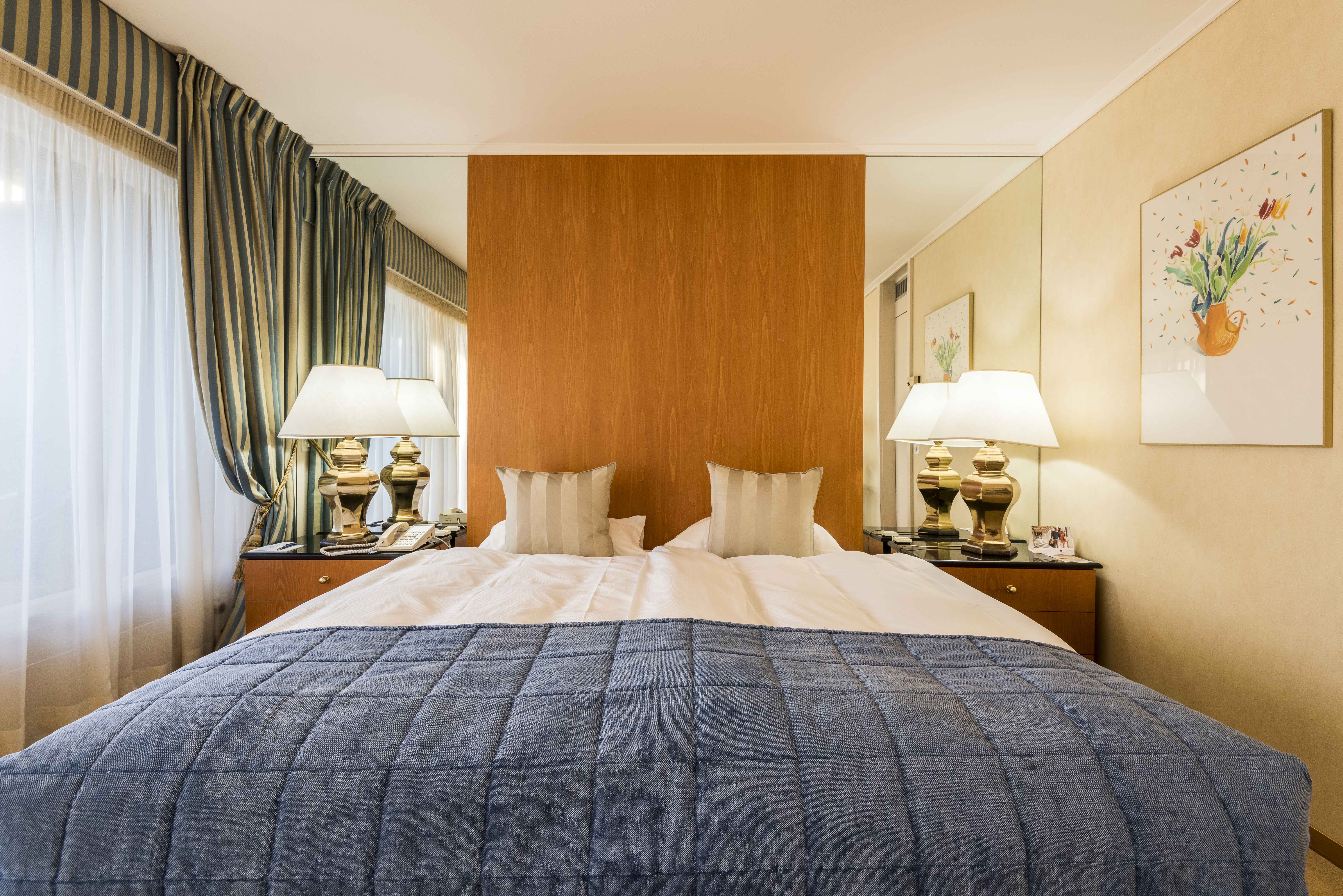 Double Deluxe Lake View