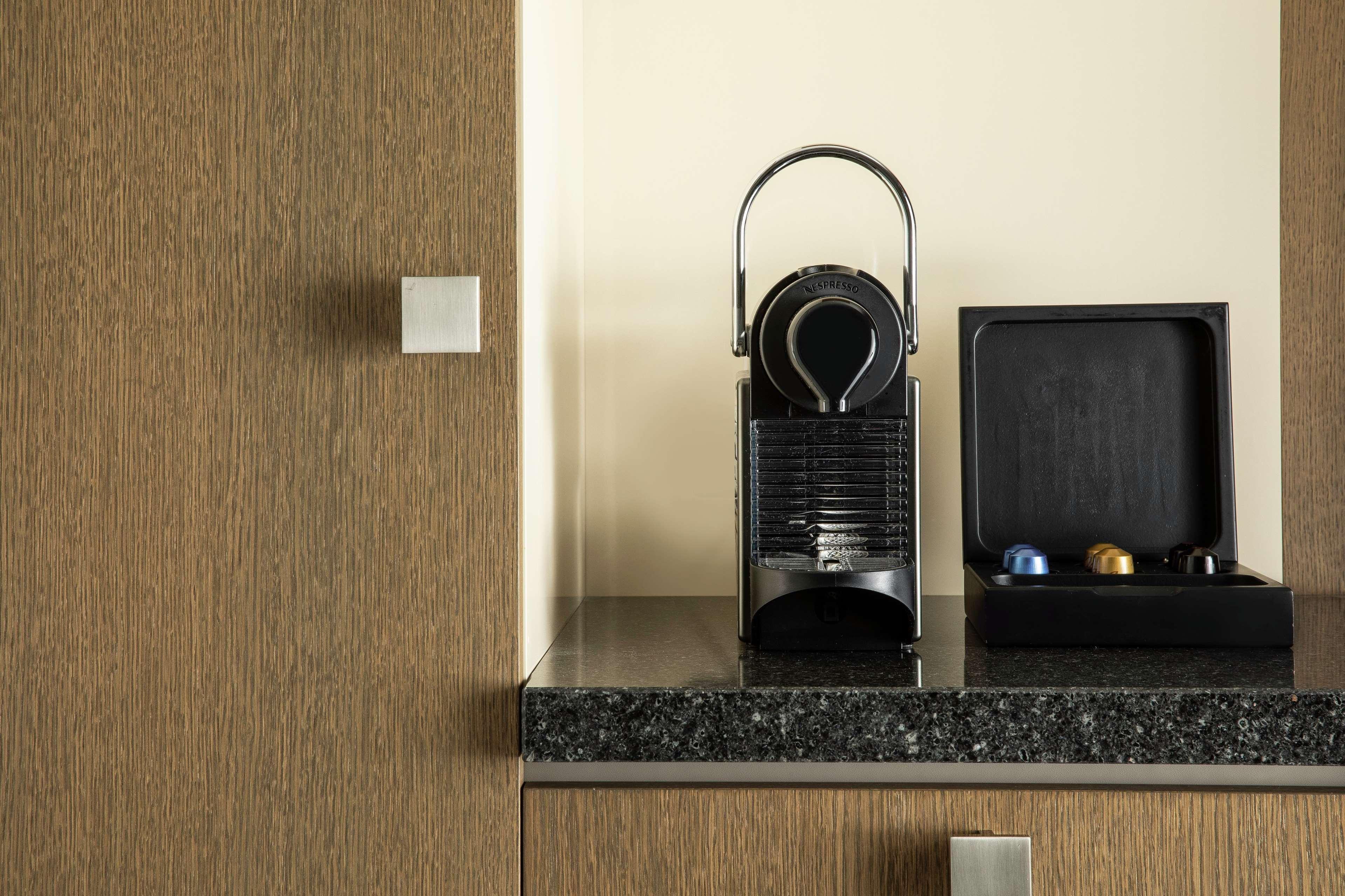 Junior Suite King Size Bed