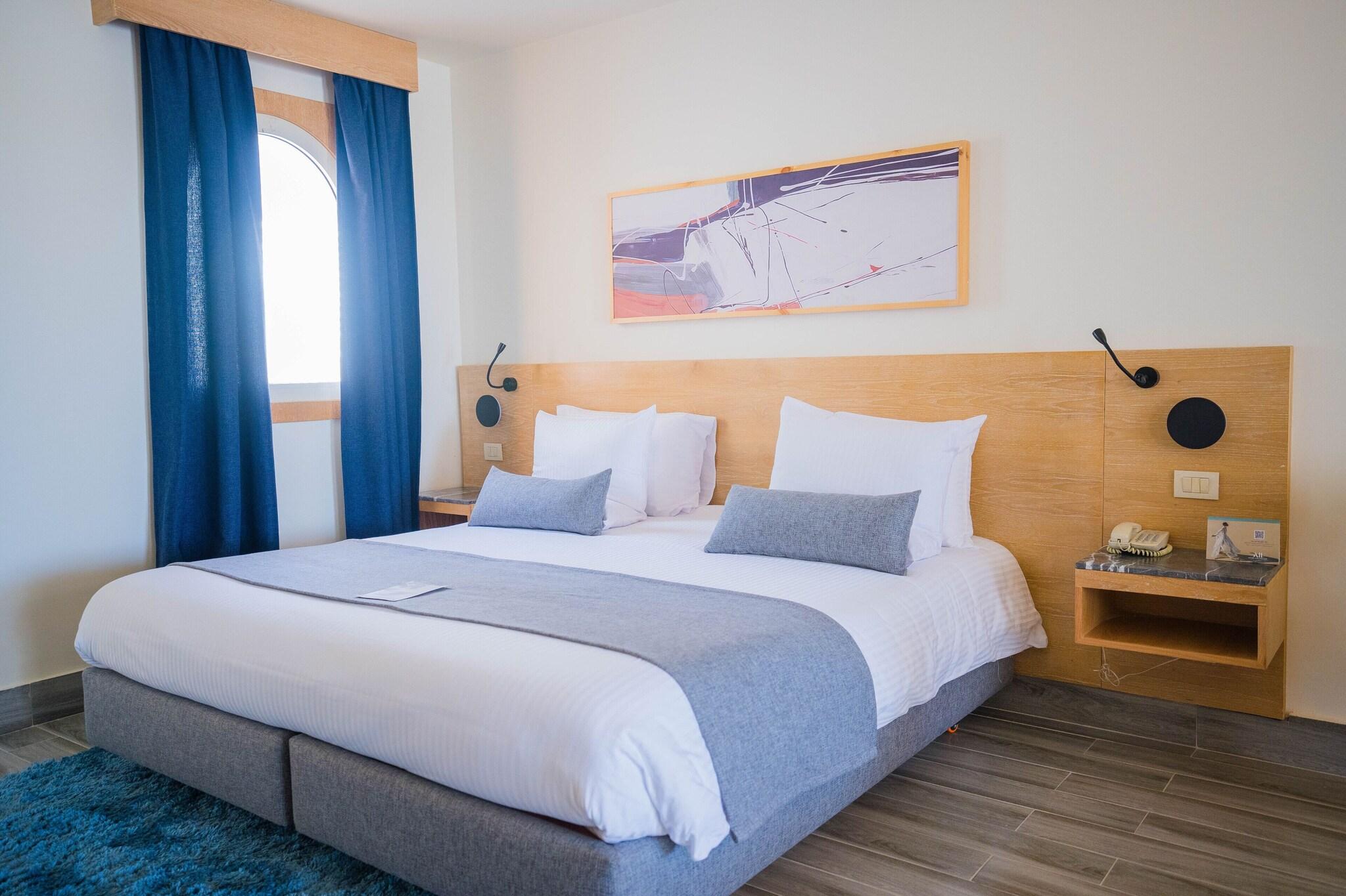 Junior Suite King Size Bed