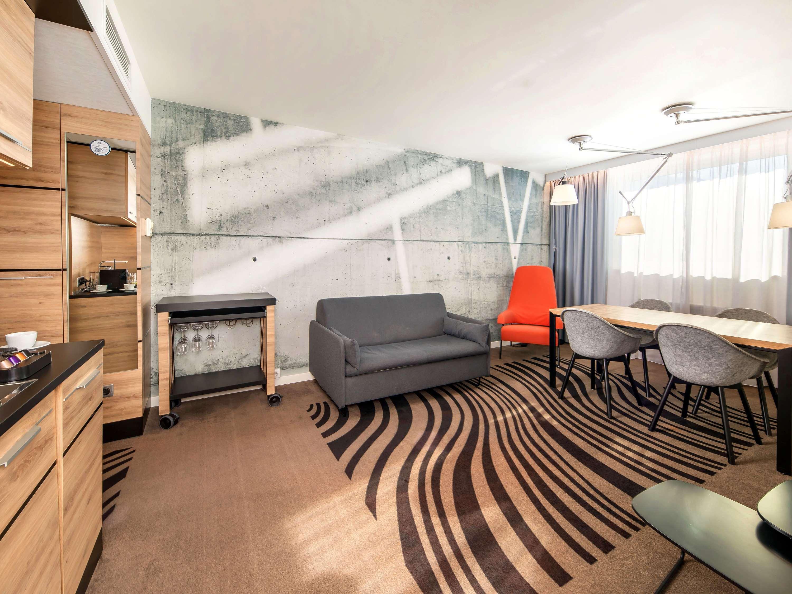 Suite with Kitchenette