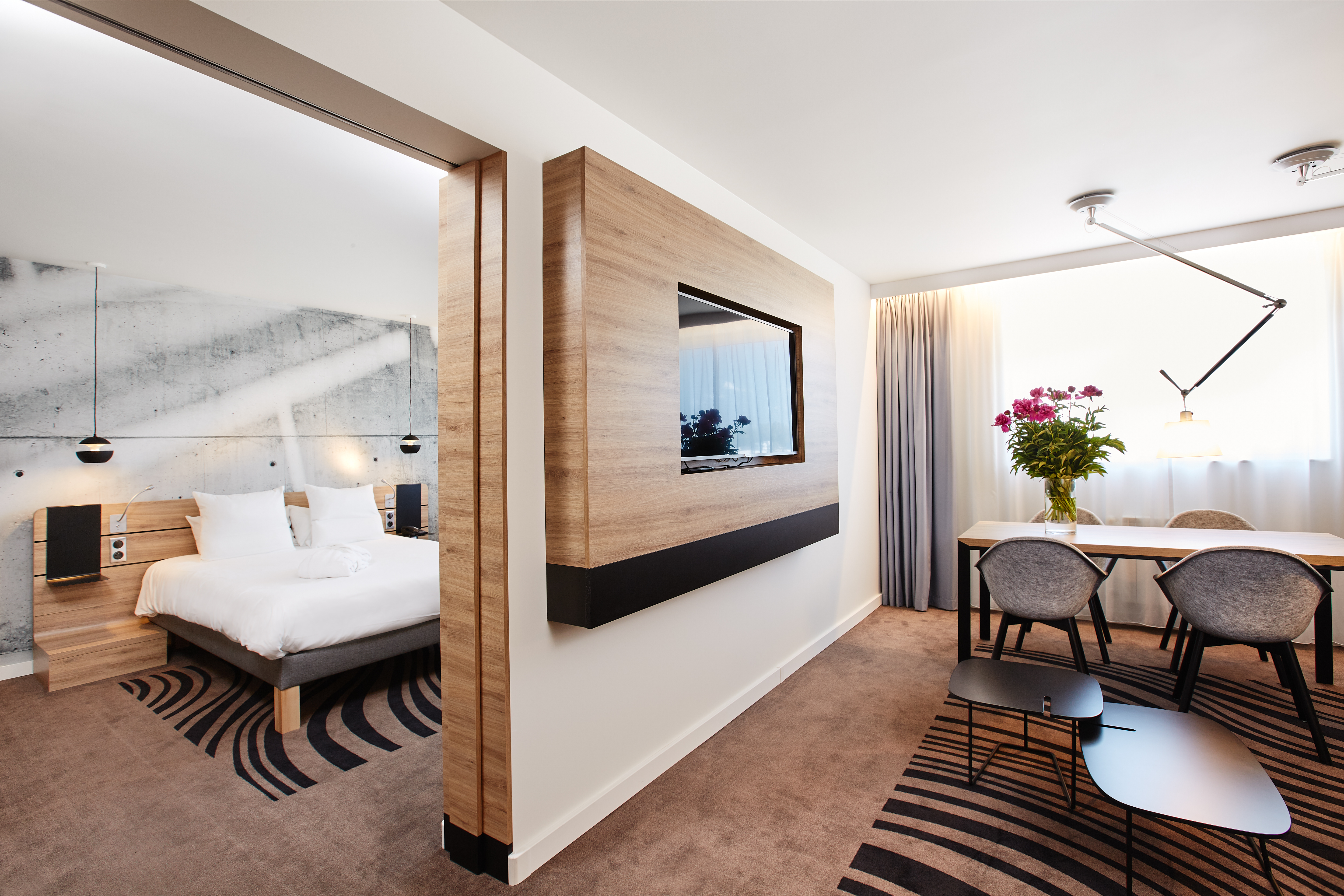 Suite with Kitchenette