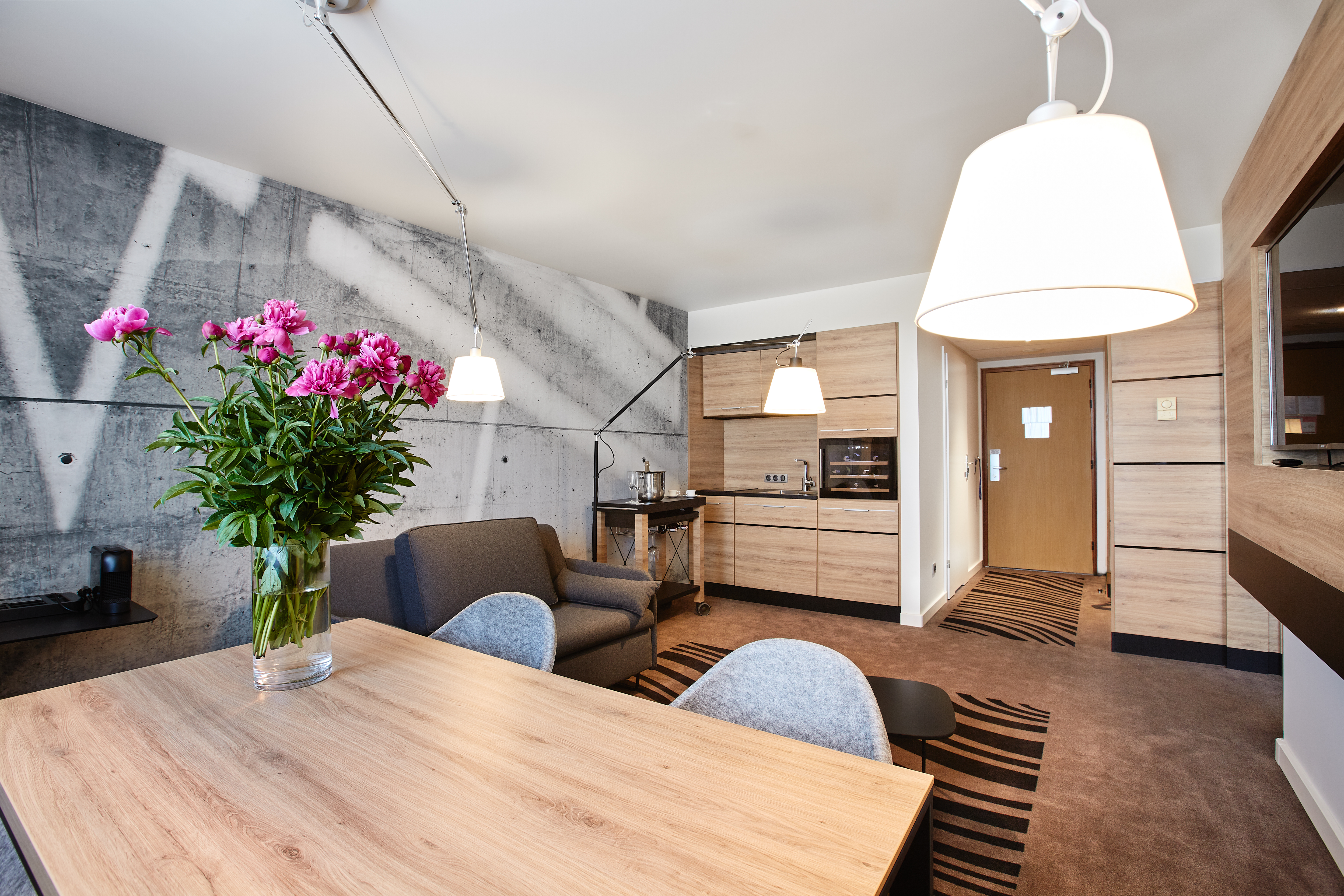 Suite with Kitchenette