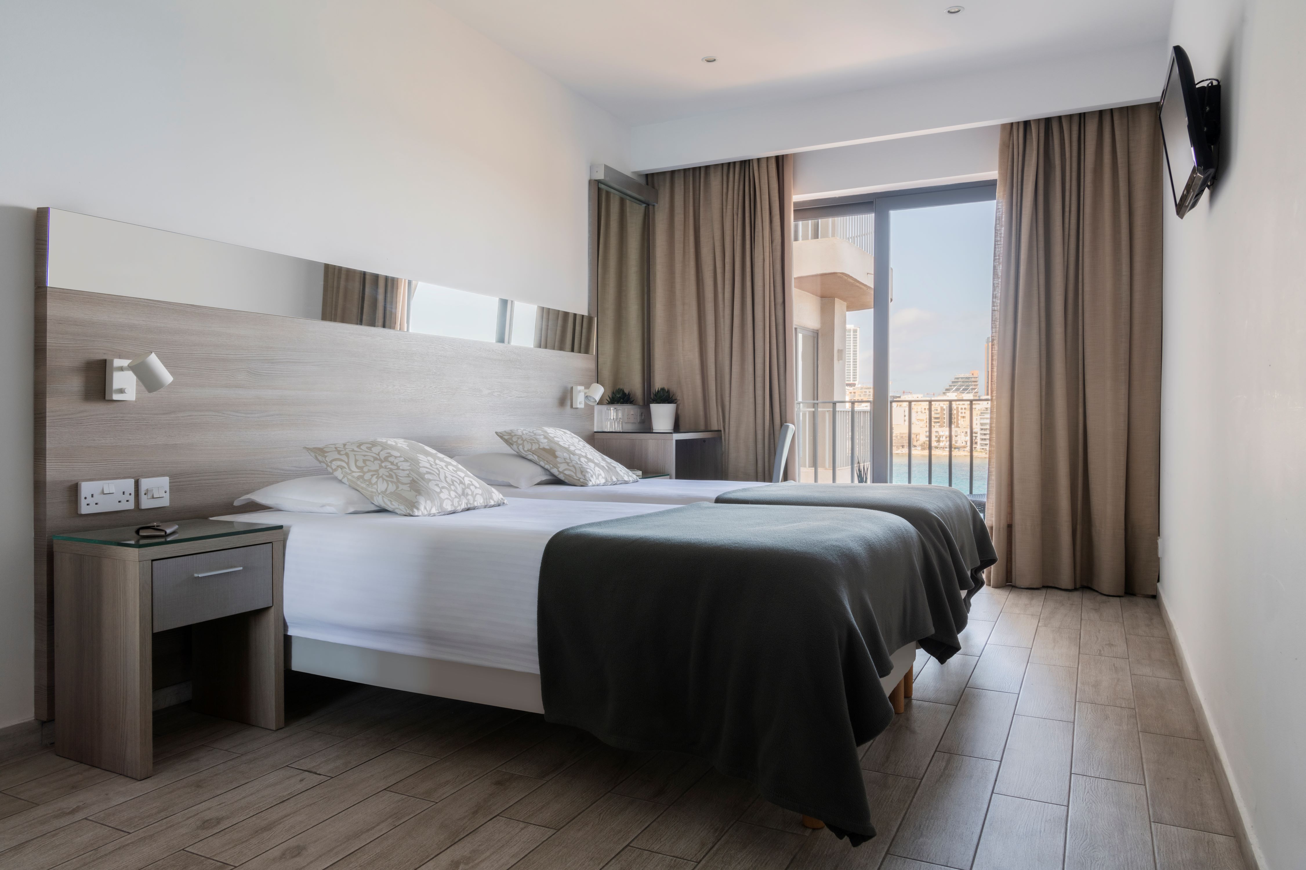 Double or Twin Sea View