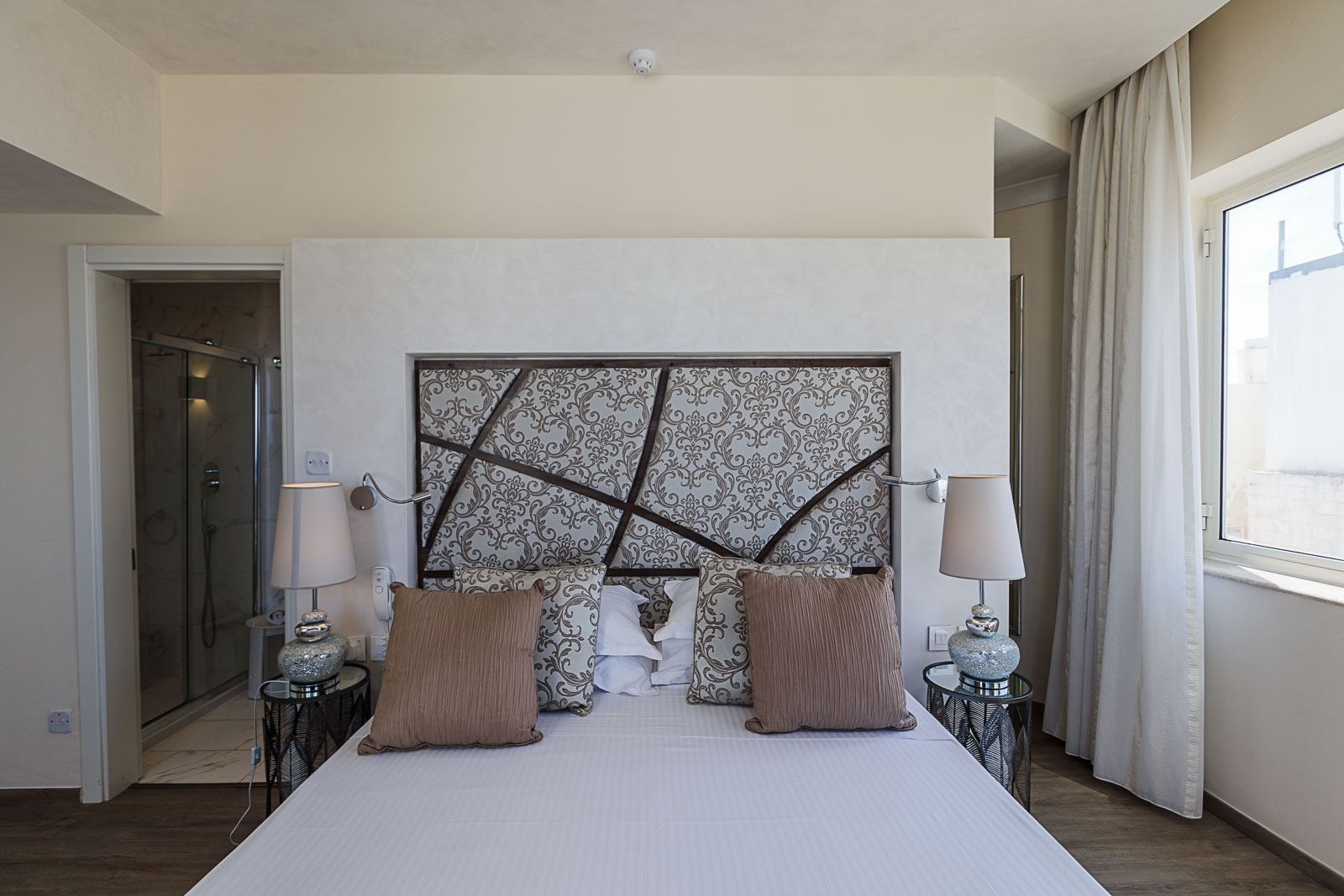 Double or Twin Deluxe Sea View