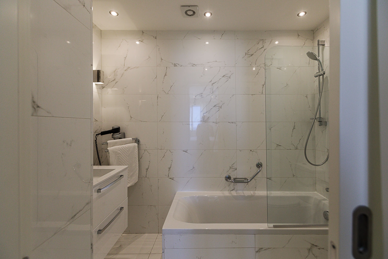 Double or Twin Deluxe Sea View