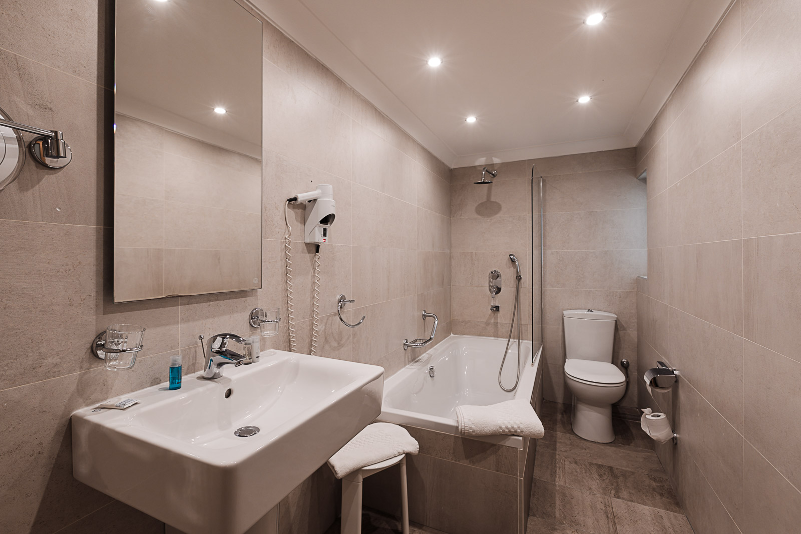 Double or Twin Land View