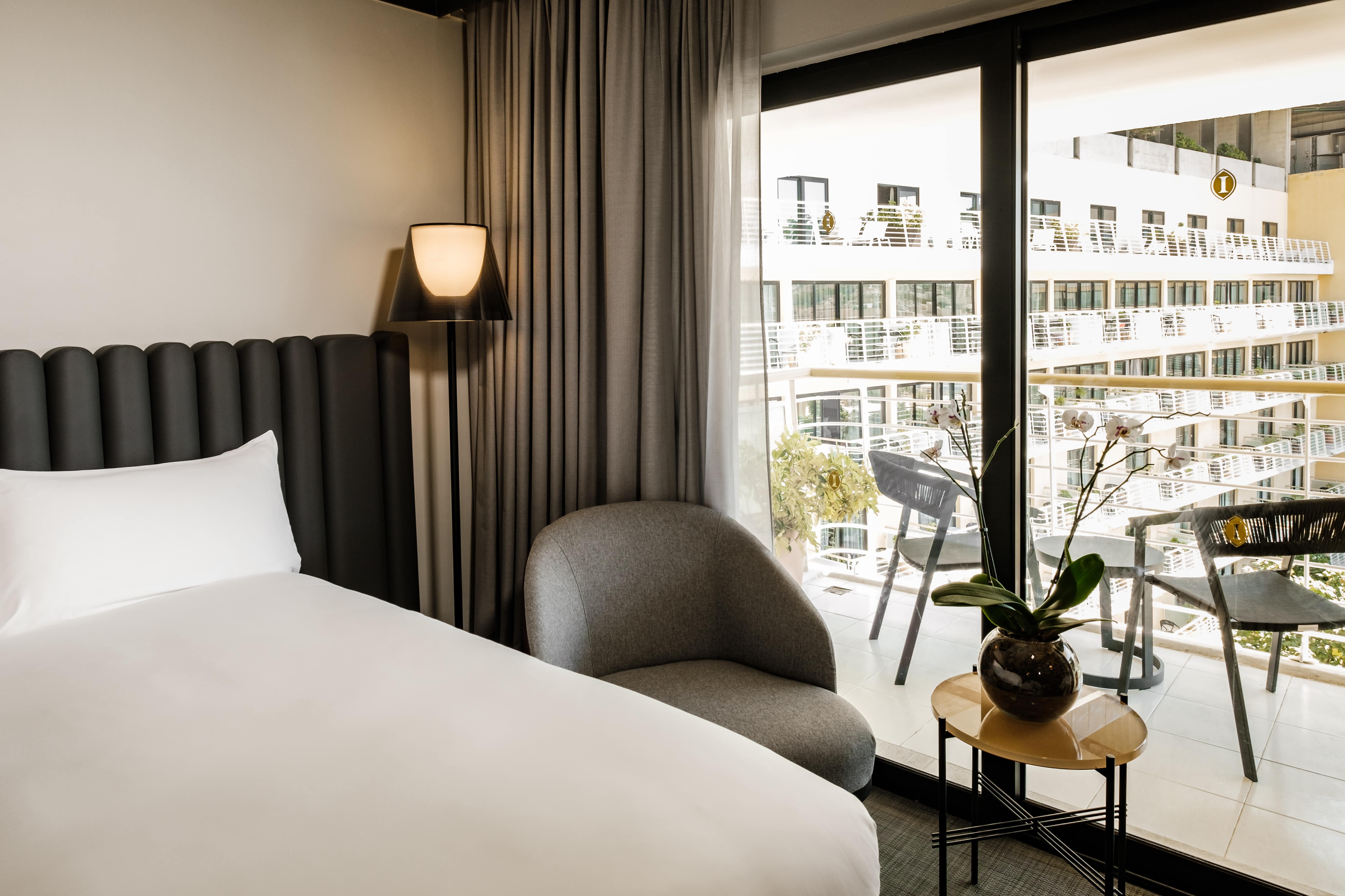 Double King Size Bed